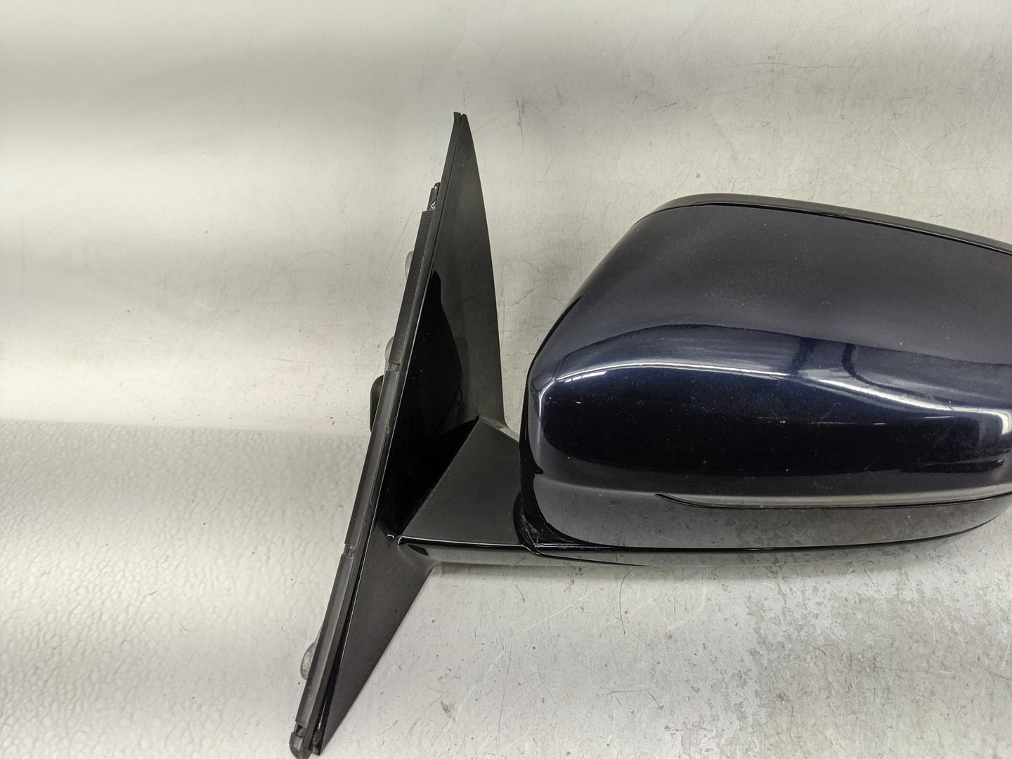 2017-2020 Bmw 530i Driver Left Side View Manual Door Mirror Dark Blue - Oemusedautoparts1.com