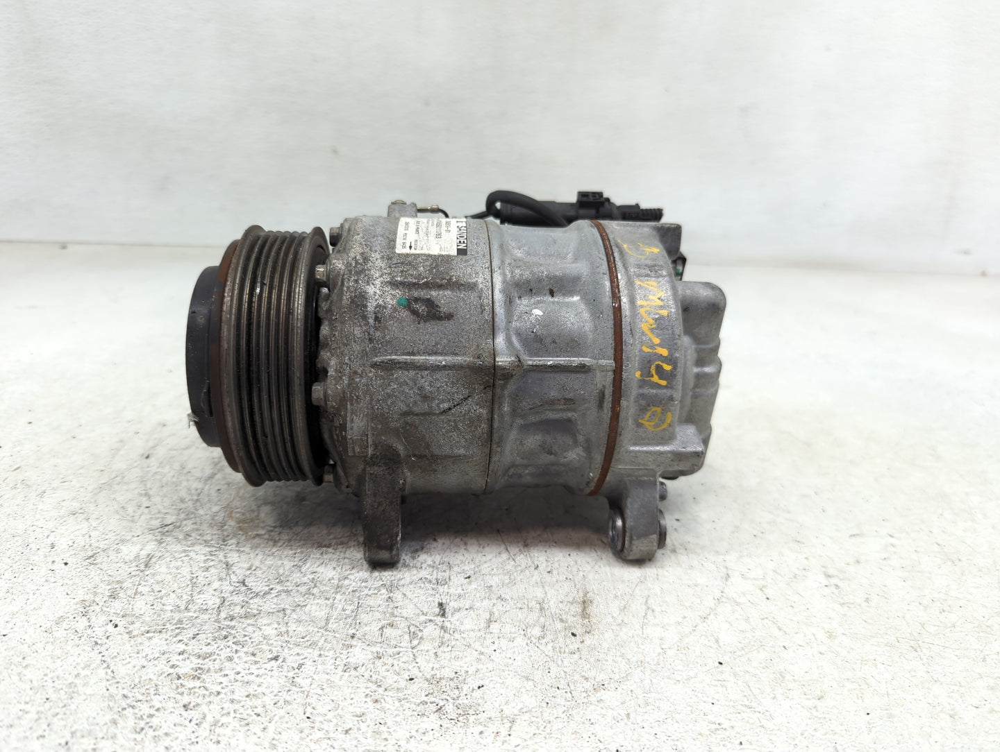 2017-2019 Bmw 530i Air Conditioning A/c Ac Compressor Oem - Oemusedautoparts1.com
