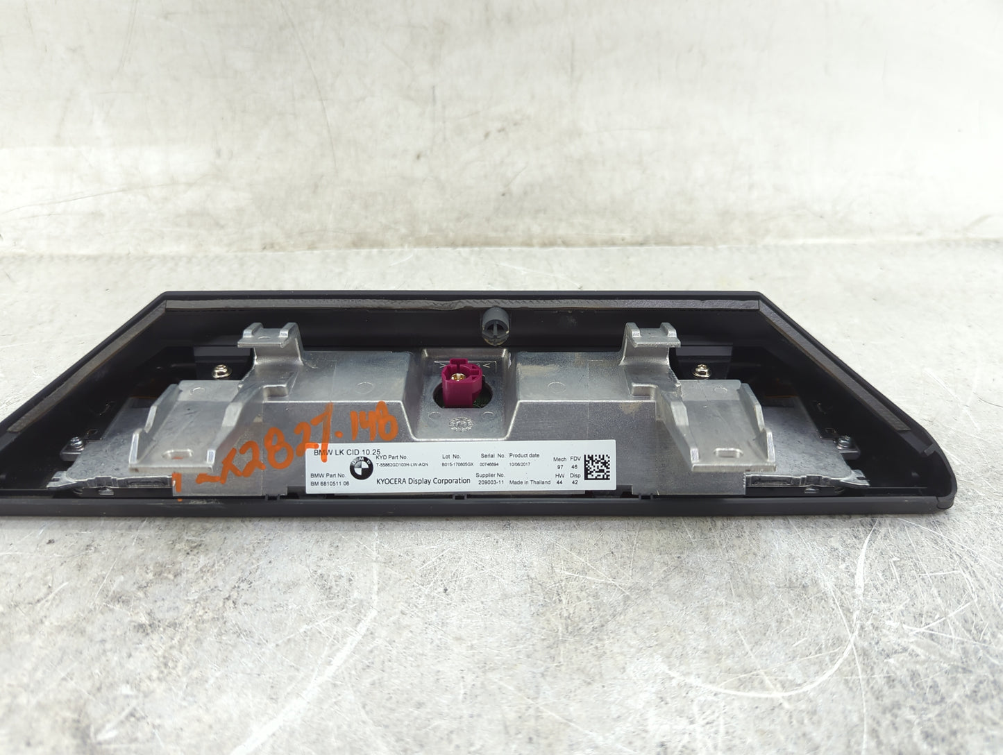 2017-2018 Bmw 530i Information Display Screen - Oemusedautoparts1.com