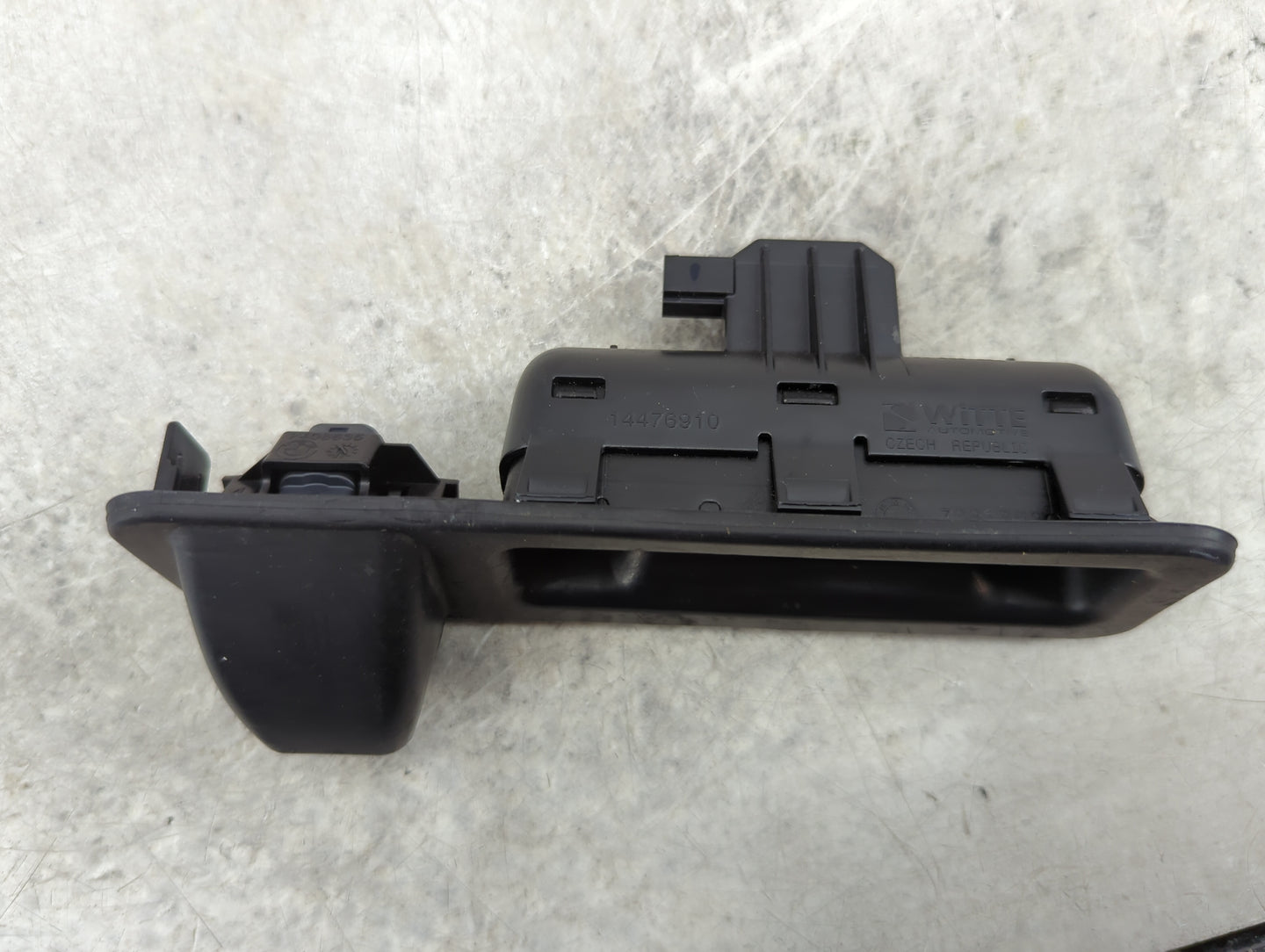 2017-2018 Bmw 530i Back Up Sensor Backup Camera - Oemusedautoparts1.com