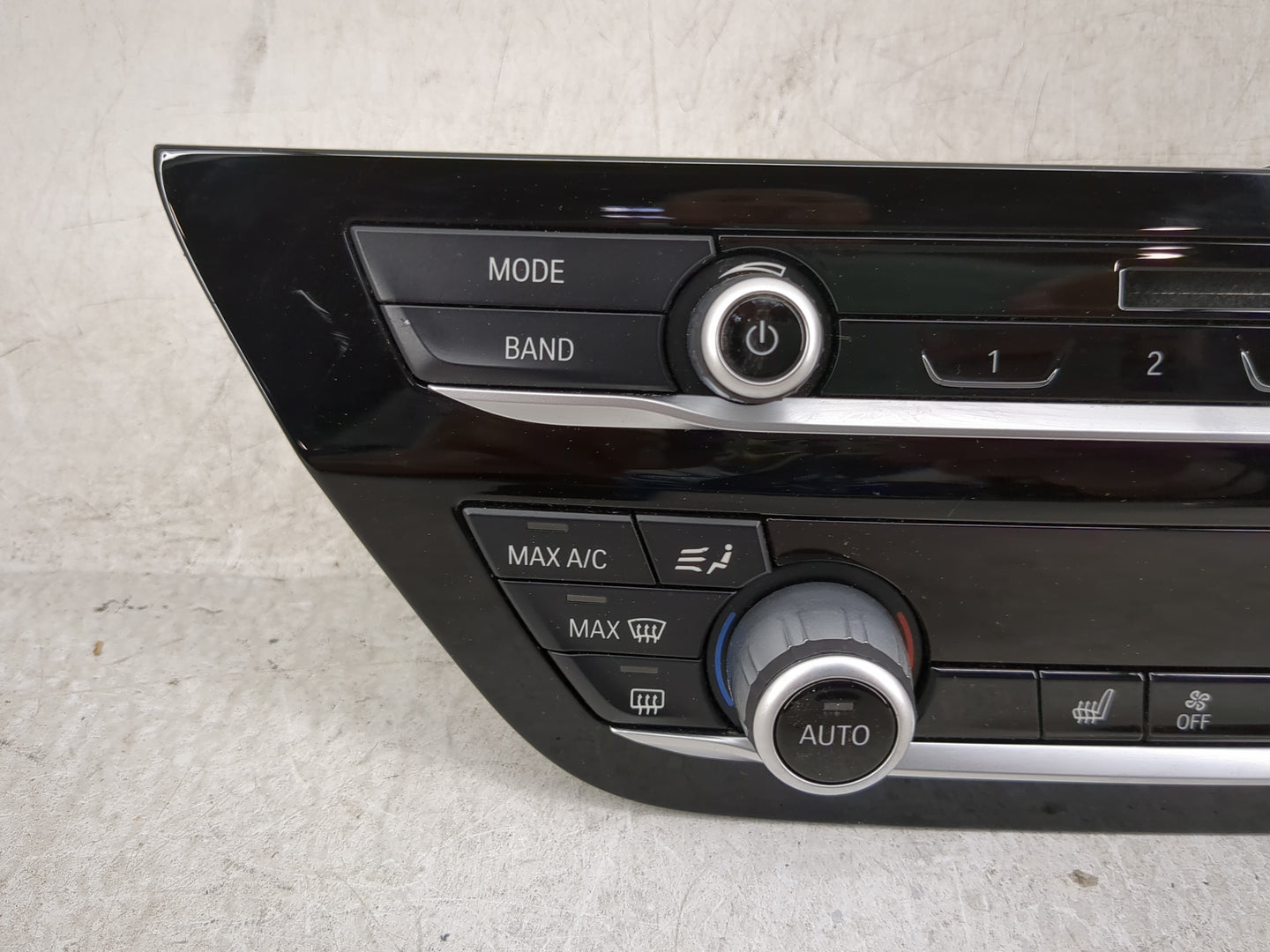 2017-2020 Bmw 530i Climate Control Module Temperature AC/Heater Replacement P/N:6826846-01 Fits Fits 2017 2018 2019 2020 OEM