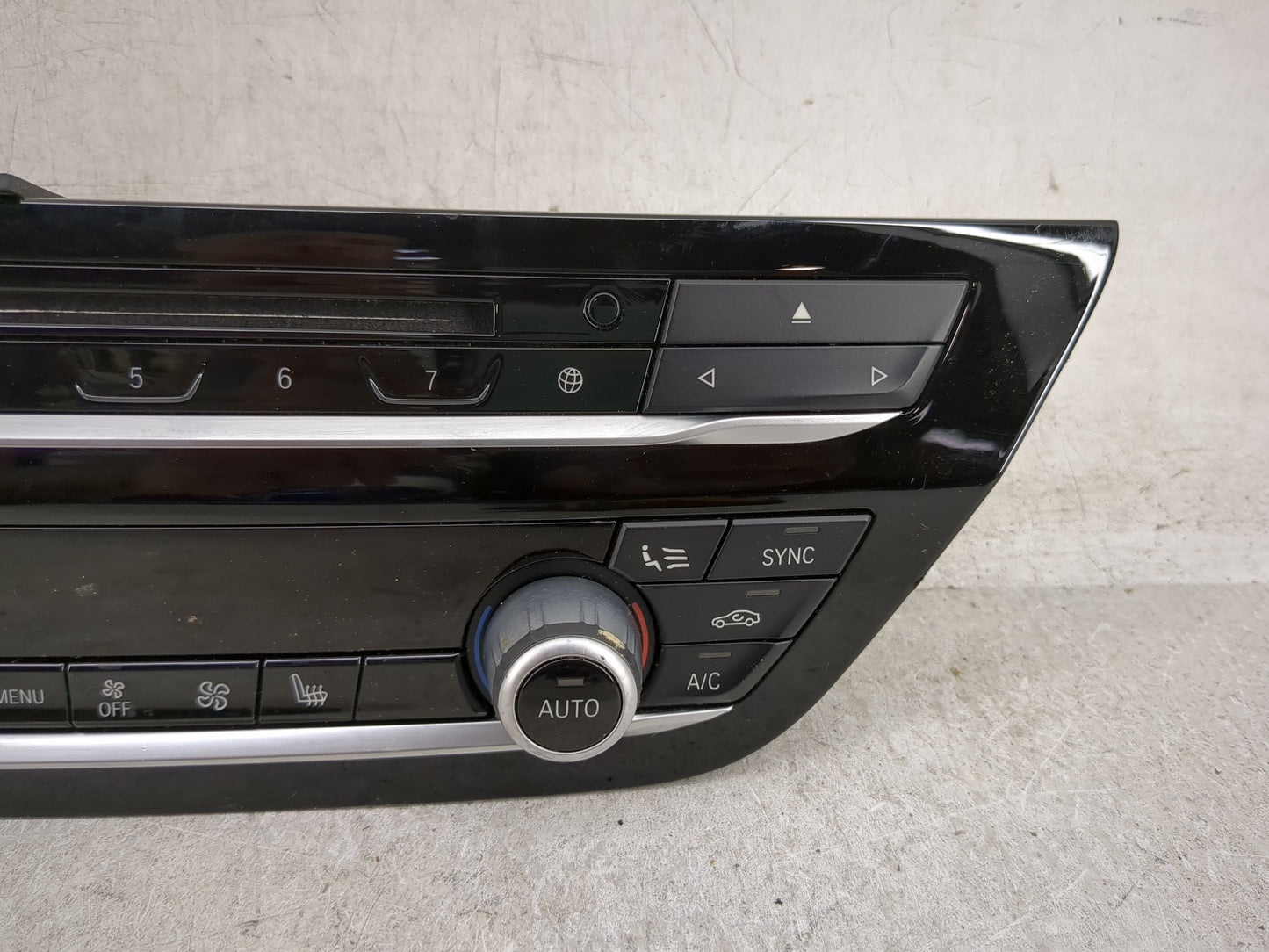 2017-2020 Bmw 530i Climate Control Module Temperature AC/Heater Replacement P/N:6826846-01 Fits Fits 2017 2018 2019 2020 OEM