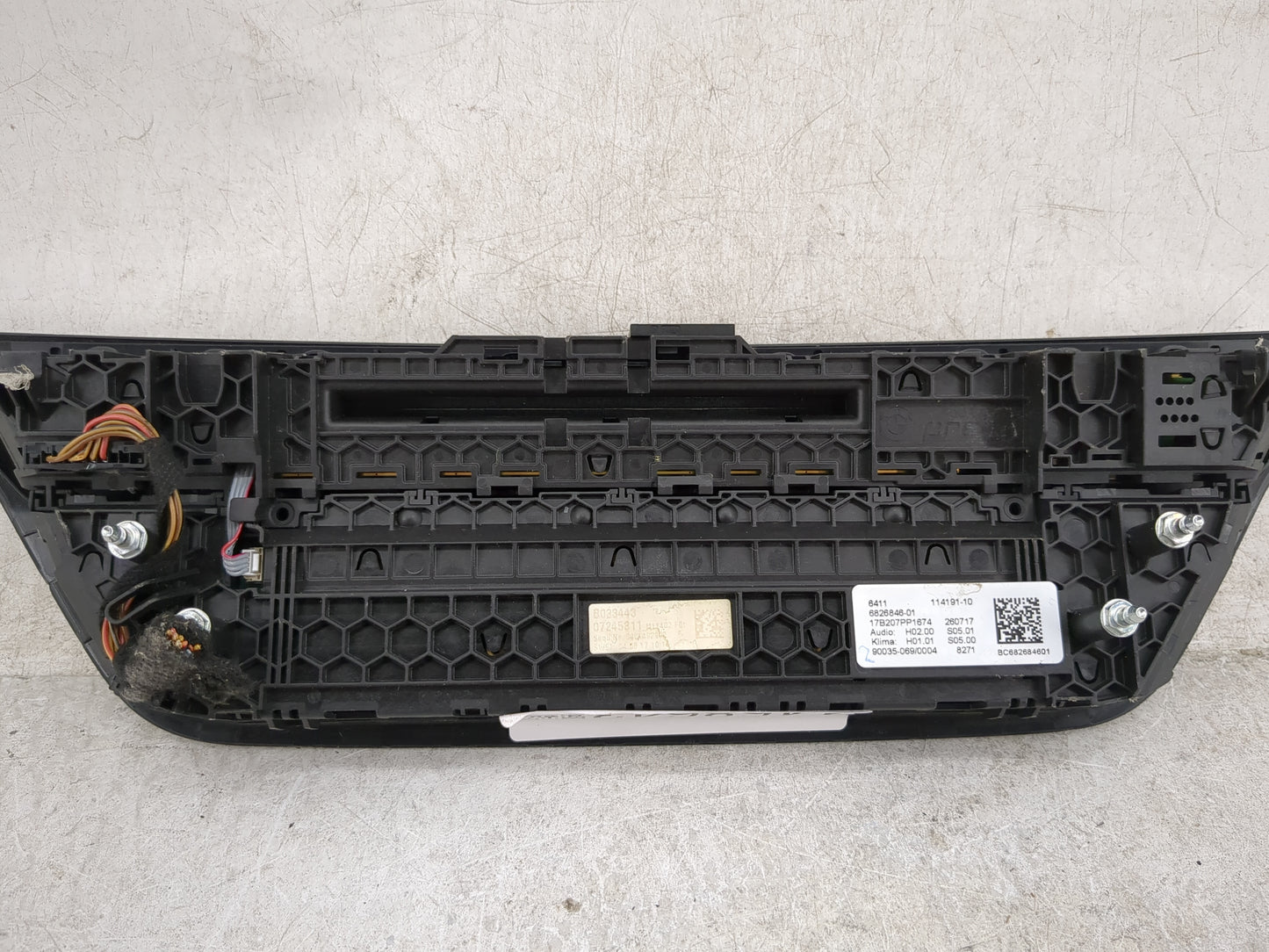 2017-2020 Bmw 530i Climate Control Module Temperature AC/Heater Replacement P/N:6826846-01 Fits Fits 2017 2018 2019 2020 OEM