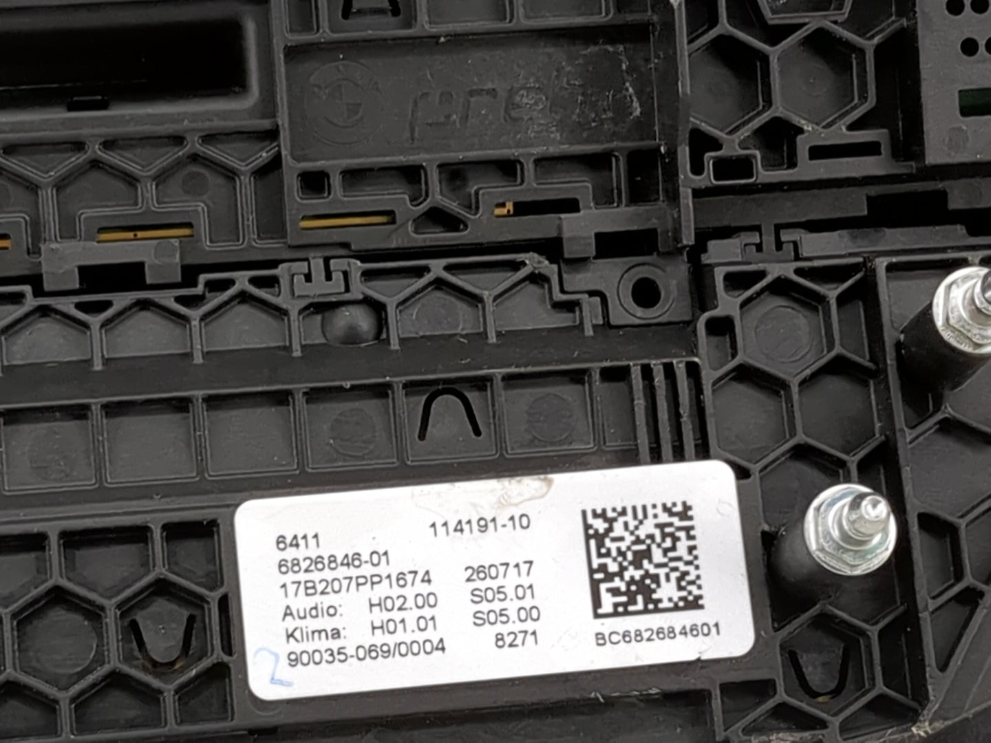 2017-2020 Bmw 530i Climate Control Module Temperature AC/Heater Replacement P/N:6826846-01 Fits Fits 2017 2018 2019 2020 OEM
