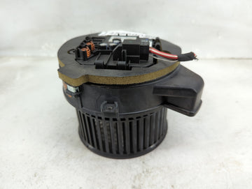 2018 Bmw 530i Heater AC Blower Motor P/N:0130309508 DK409006 Fits OEM Used Auto Parts - Oemusedautoparts1.com