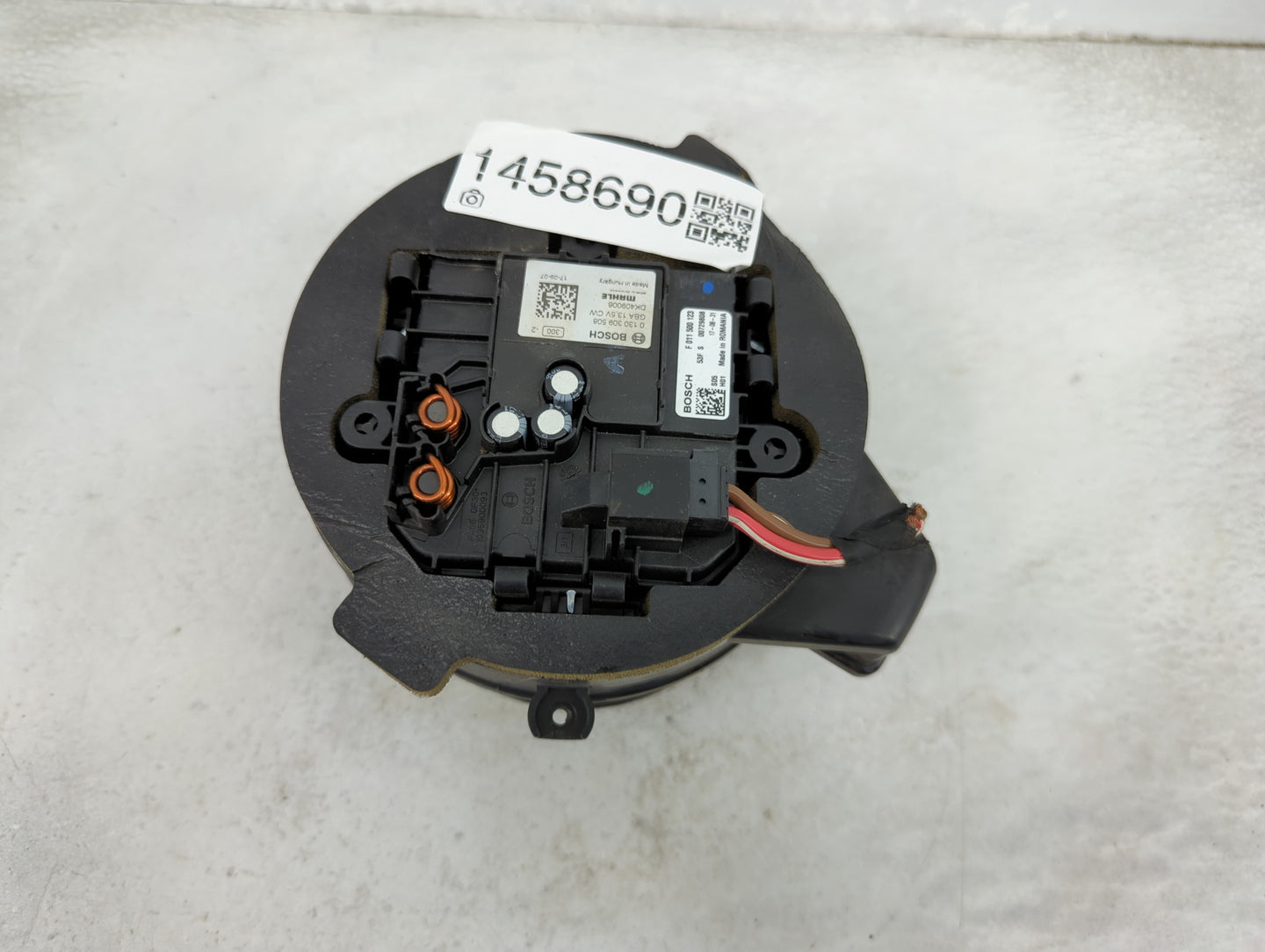 2018 Bmw 530i Heater AC Blower Motor P/N:0130309508 DK409006 Fits OEM Used Auto Parts - Oemusedautoparts1.com