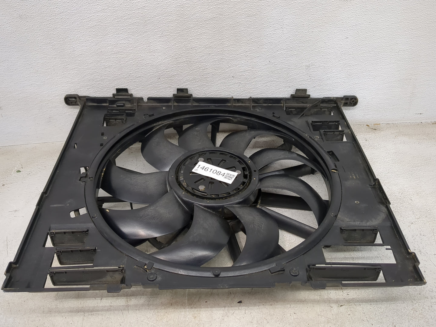 Bmw 540 Electric Radiator Cooling Fan Motor Assembly - Oemusedautoparts1.com