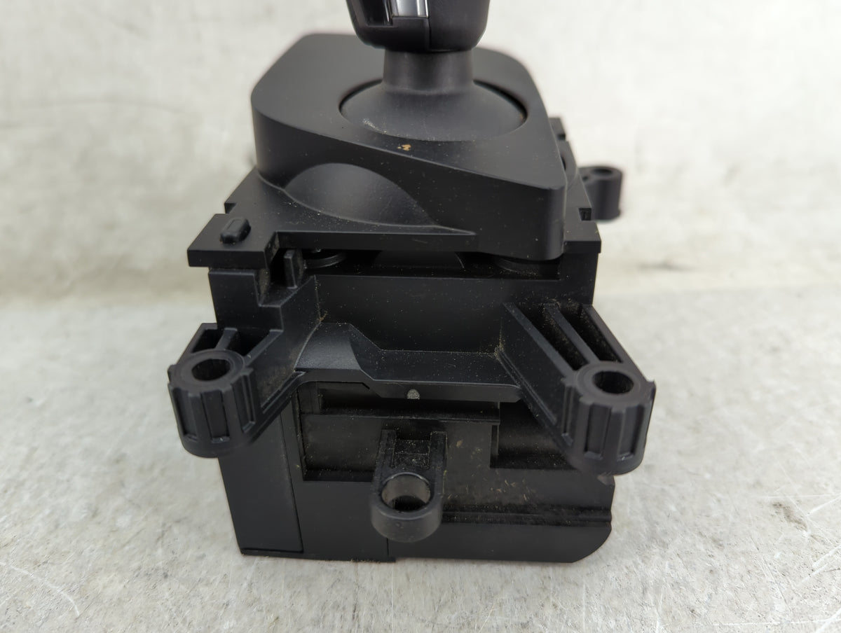 2018 Bmw 540i Floor Console Assembly Shifter 1451373 - Oemusedautoparts1.com