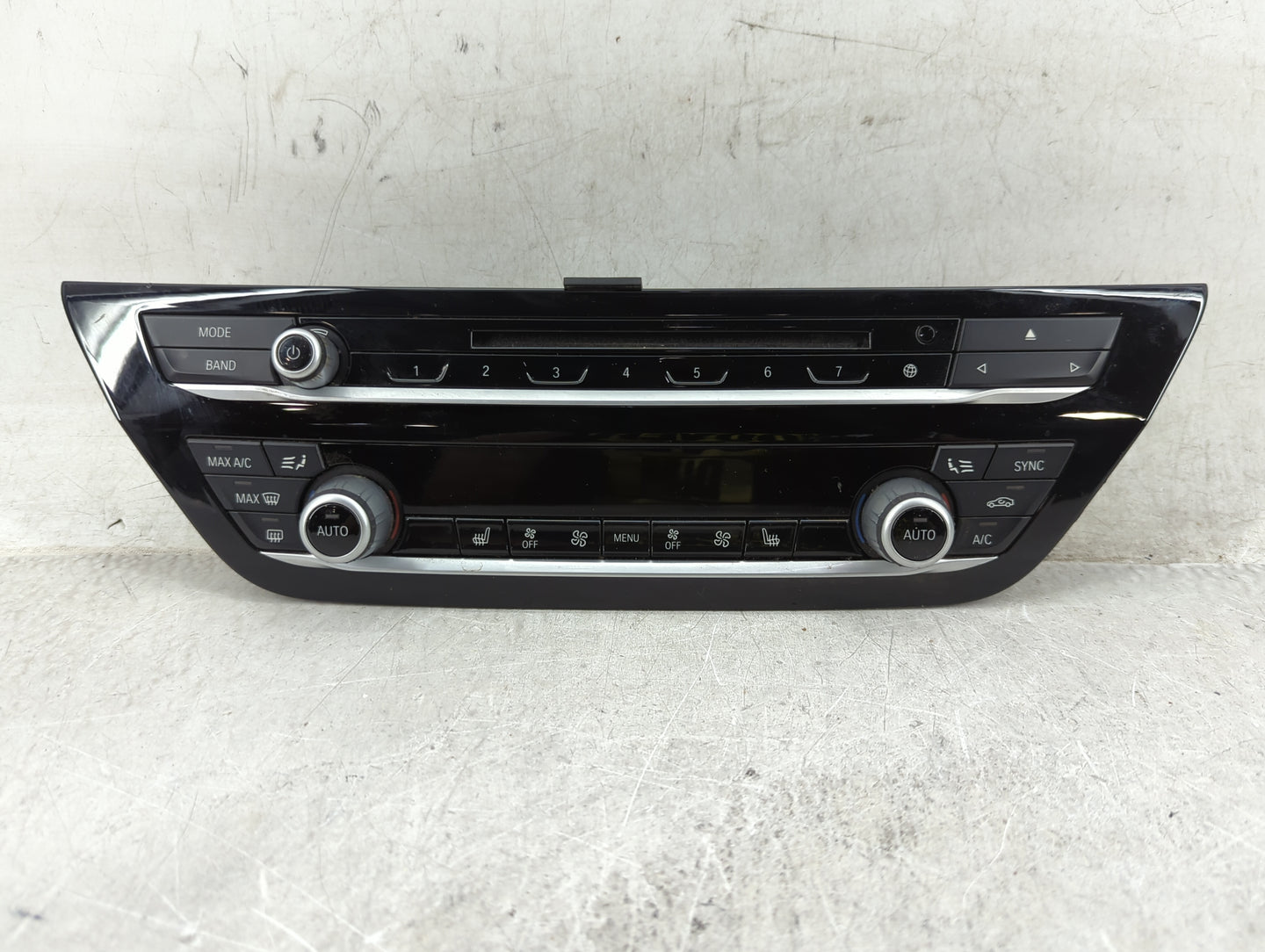 2017-2020 Bmw 540i Climate Control Module Temperature AC/Heater Replacement P/N:6826846-01 Fits Fits 2017 2018 2019 2020 OEM