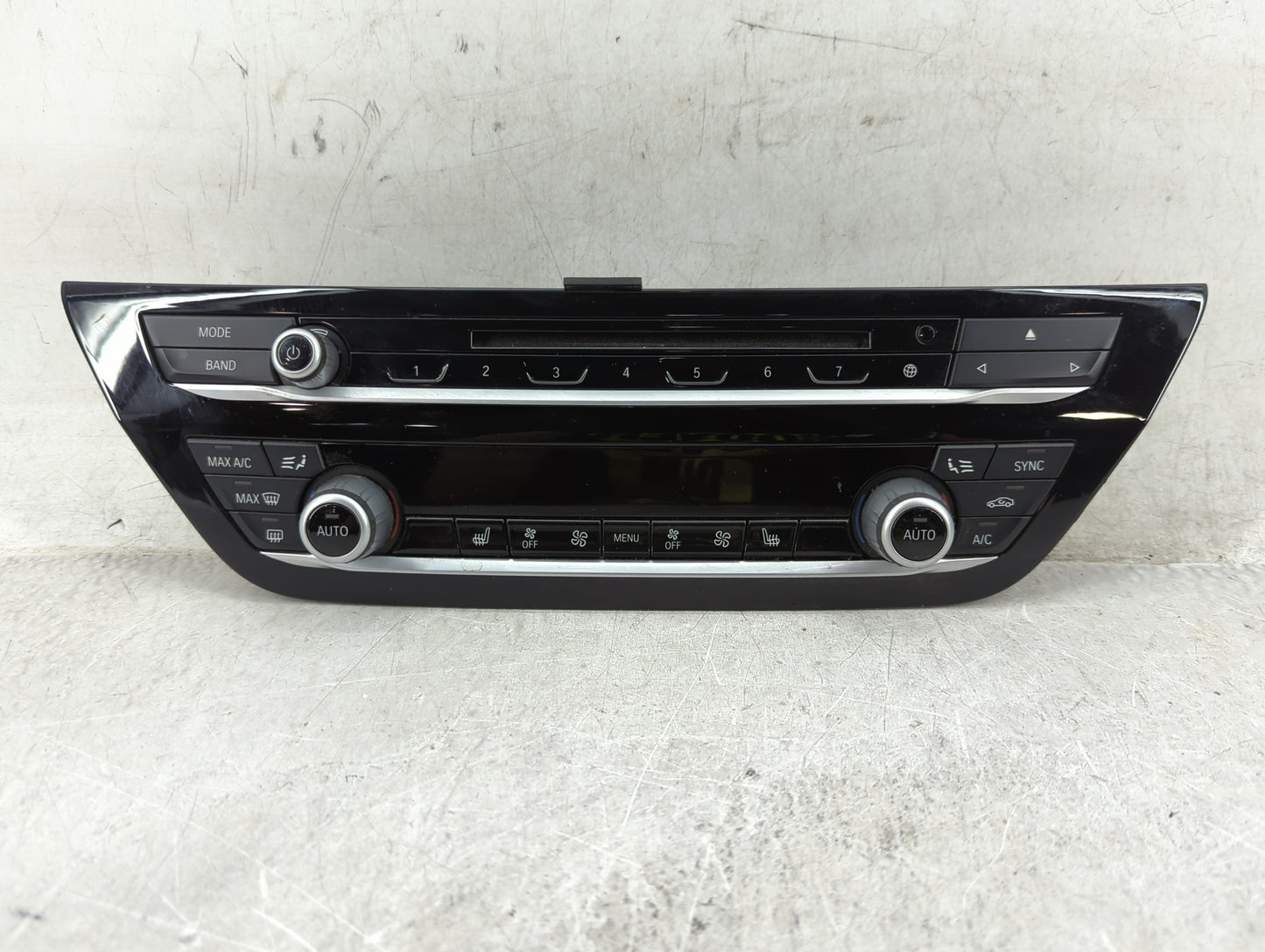 2017-2020 Bmw 540i Climate Control Module Temperature AC/Heater Replacement P/N:6826846-01 Fits Fits 2017 2018 2019 2020 OEM