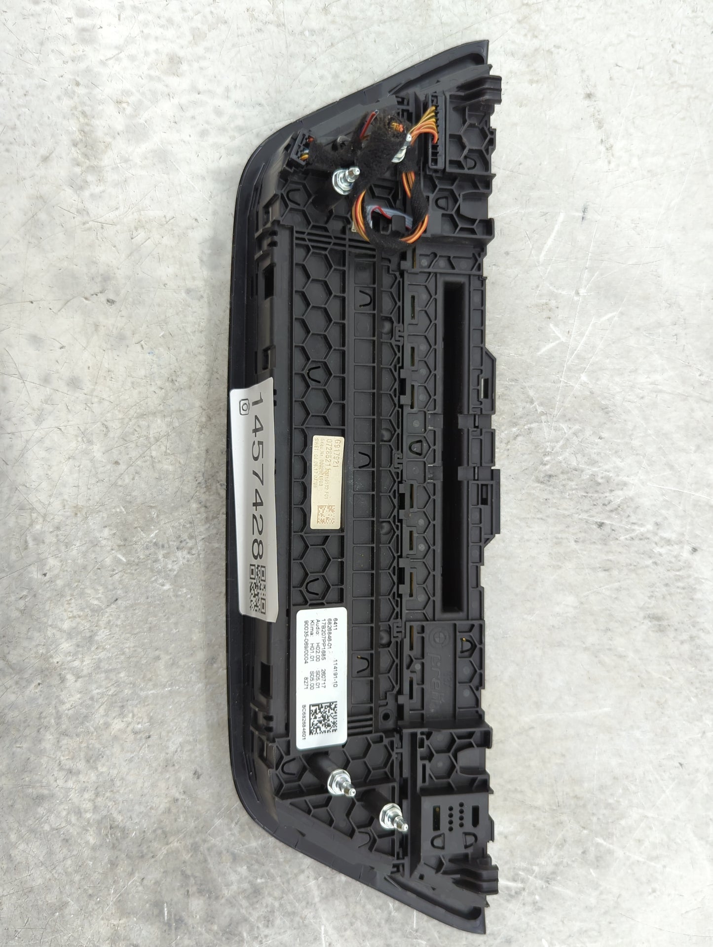 2017-2020 Bmw 540i Climate Control Module Temperature AC/Heater Replacement P/N:6826846-01 Fits Fits 2017 2018 2019 2020 OEM