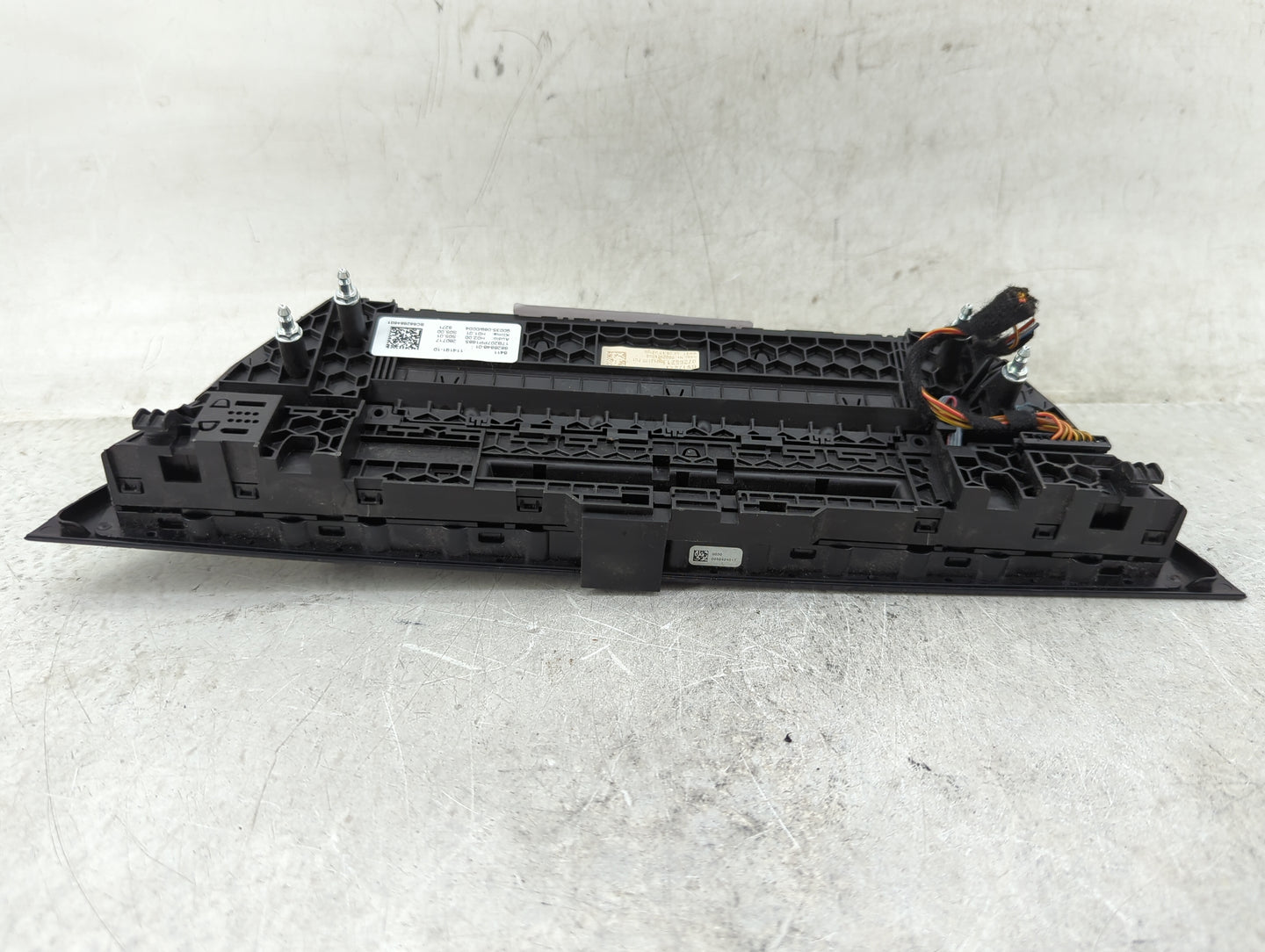 2017-2020 Bmw 540i Climate Control Module Temperature AC/Heater Replacement P/N:6826846-01 Fits Fits 2017 2018 2019 2020 OEM