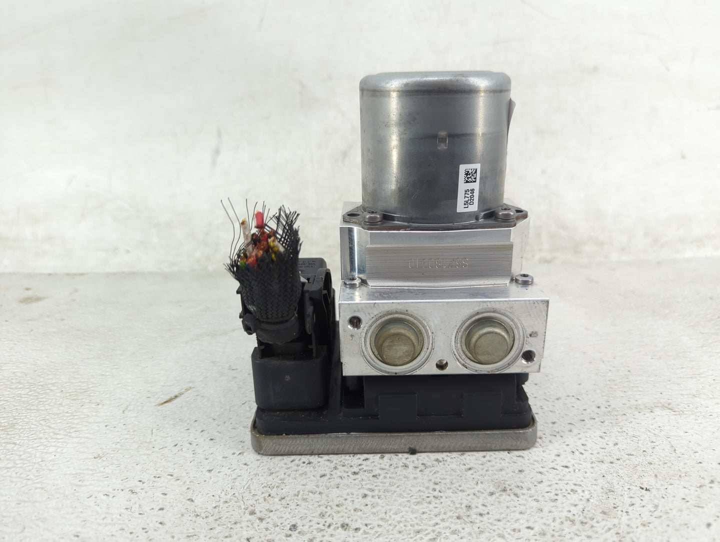 2017-2018 Bmw 540i ABS Pump Control Module Replacement P/N:34516889216 34526889215, EBC460, A006V675 Fits Fits 2016 2017 201