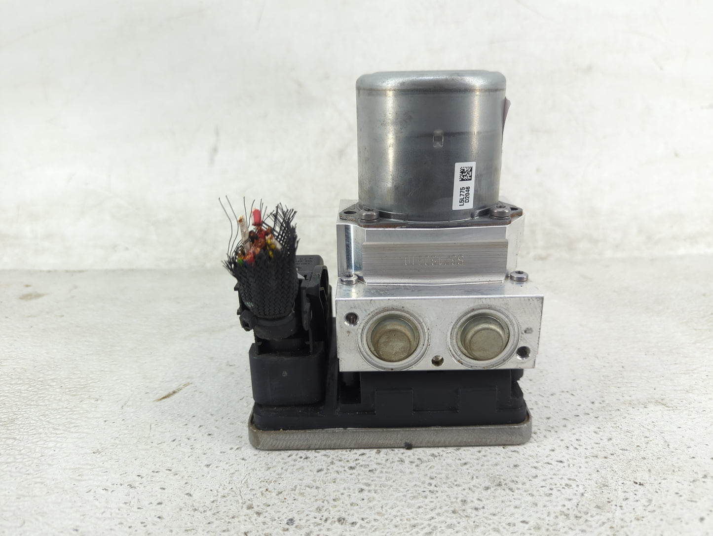 2017-2018 Bmw 540i ABS Pump Control Module Replacement P/N:34516889216 34526889215, EBC460, A006V675 Fits Fits 2016 2017 201