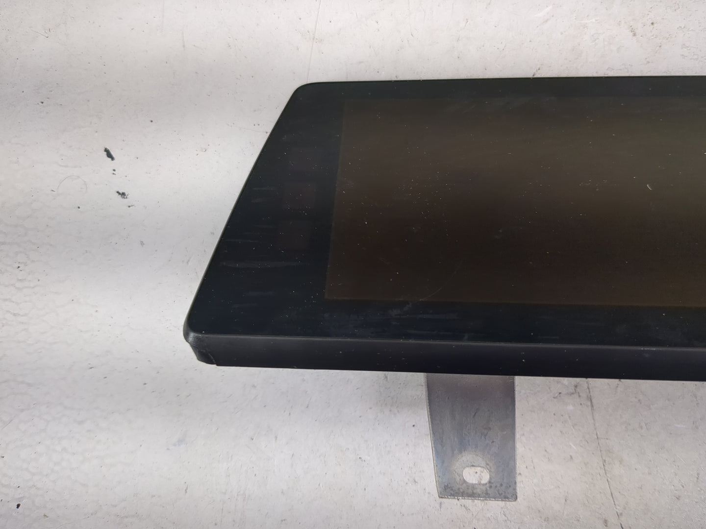 2018-2018 Bmw 540i Information Display Screen 1483869 - Oemusedautoparts1.com