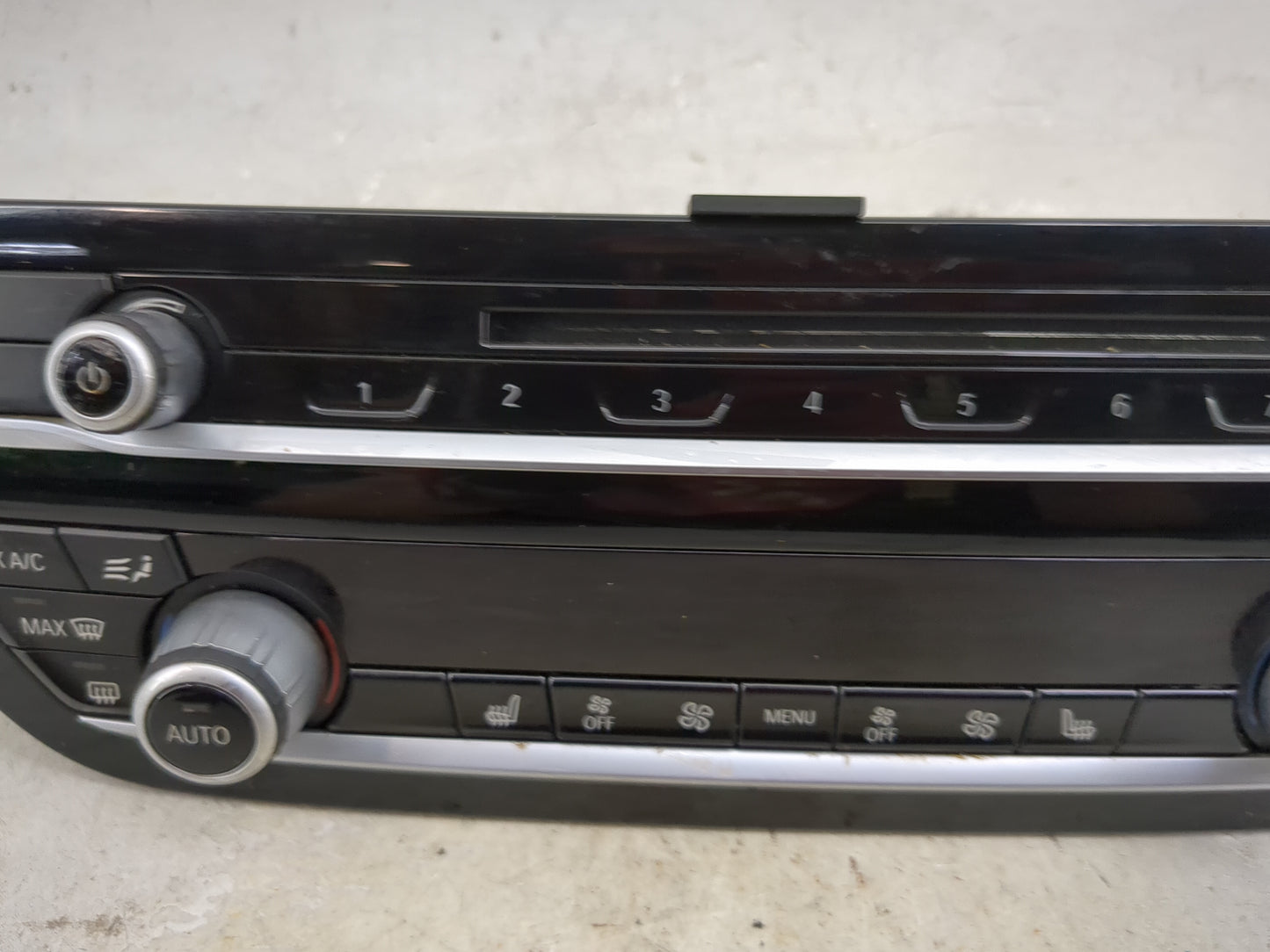 2017-2020 Bmw 540i Climate Control Module Temperature AC/Heater Replacement P/N:6999402-01 17B315PP0662 Fits OEM Used Auto P