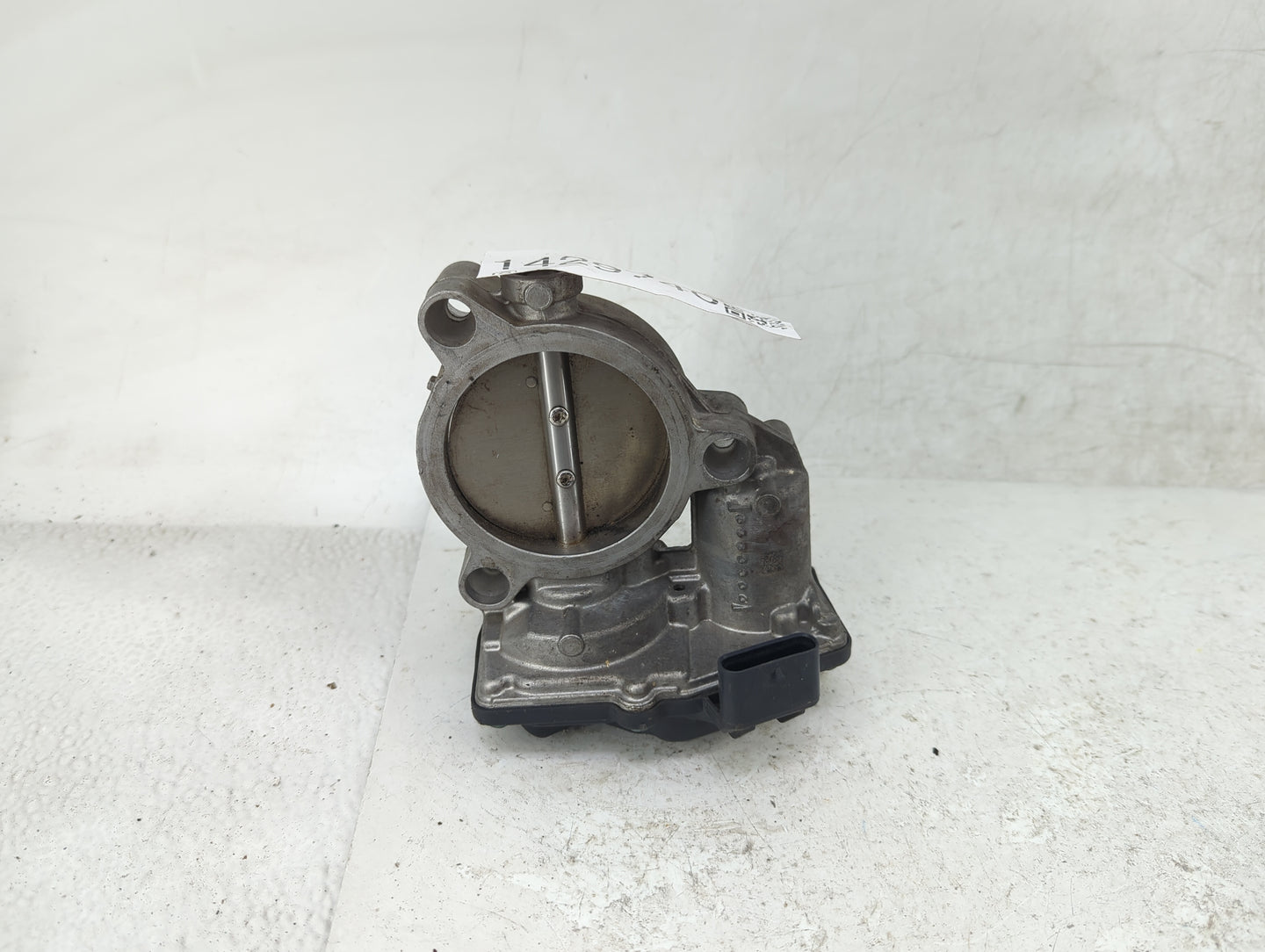 2018-2020 Bmw M5 Throttle Body P/N:A2C80221500 7 619 008 Fits Fits 2016 2017 2018 2019 2020 2021 2022 OEM Used Auto Parts - 