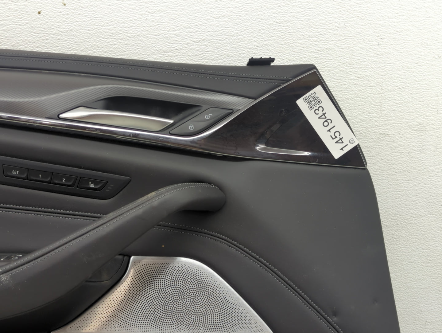 2018 Bmw M5 Front Left Driver Interior Door Panel Trim - Oemusedautoparts1.com