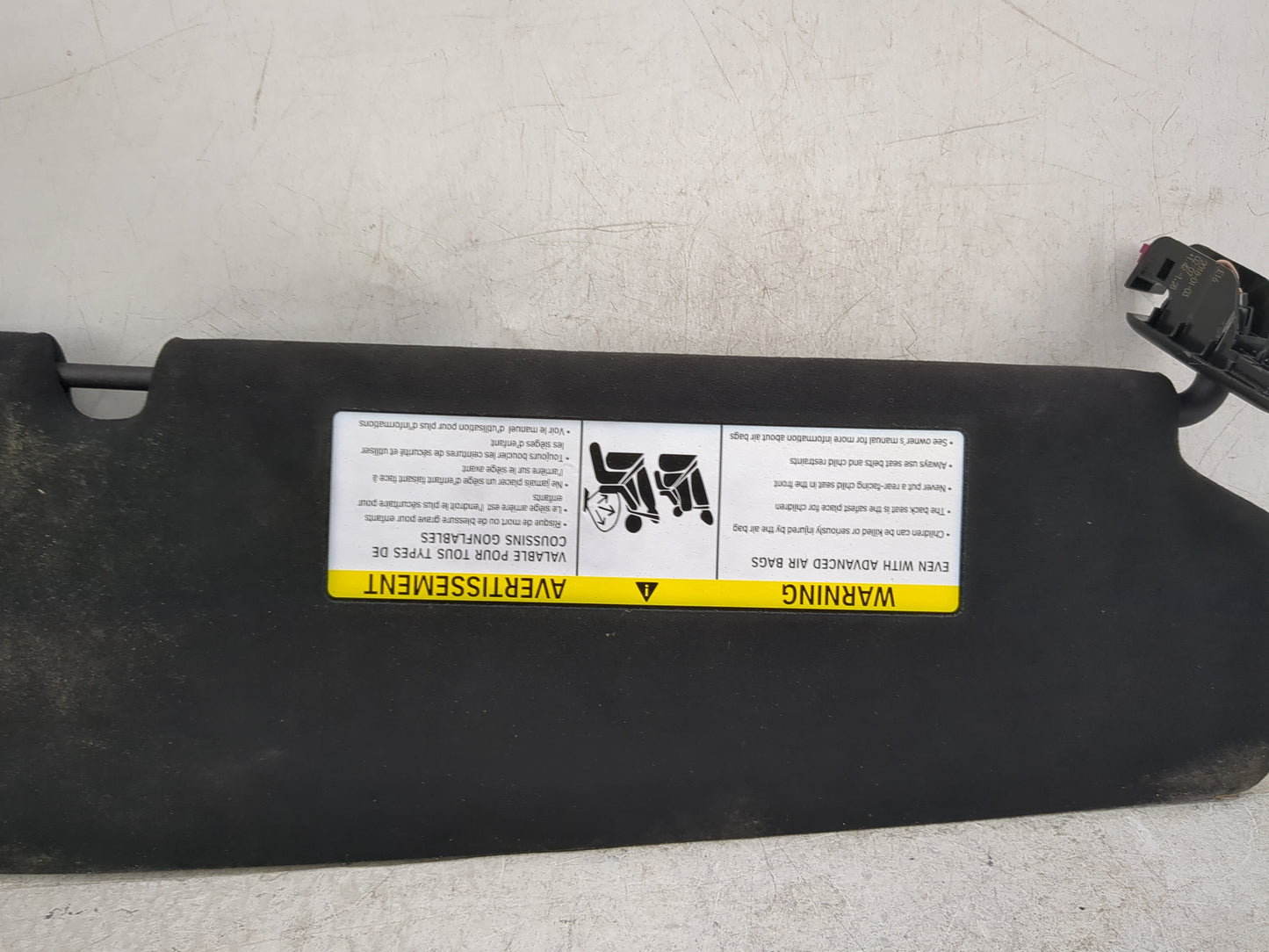 2018 Bmw M5 Sun Visor Shade Replacement Driver Left Mirror Fits OEM Used Auto Parts - Oemusedautoparts1.com