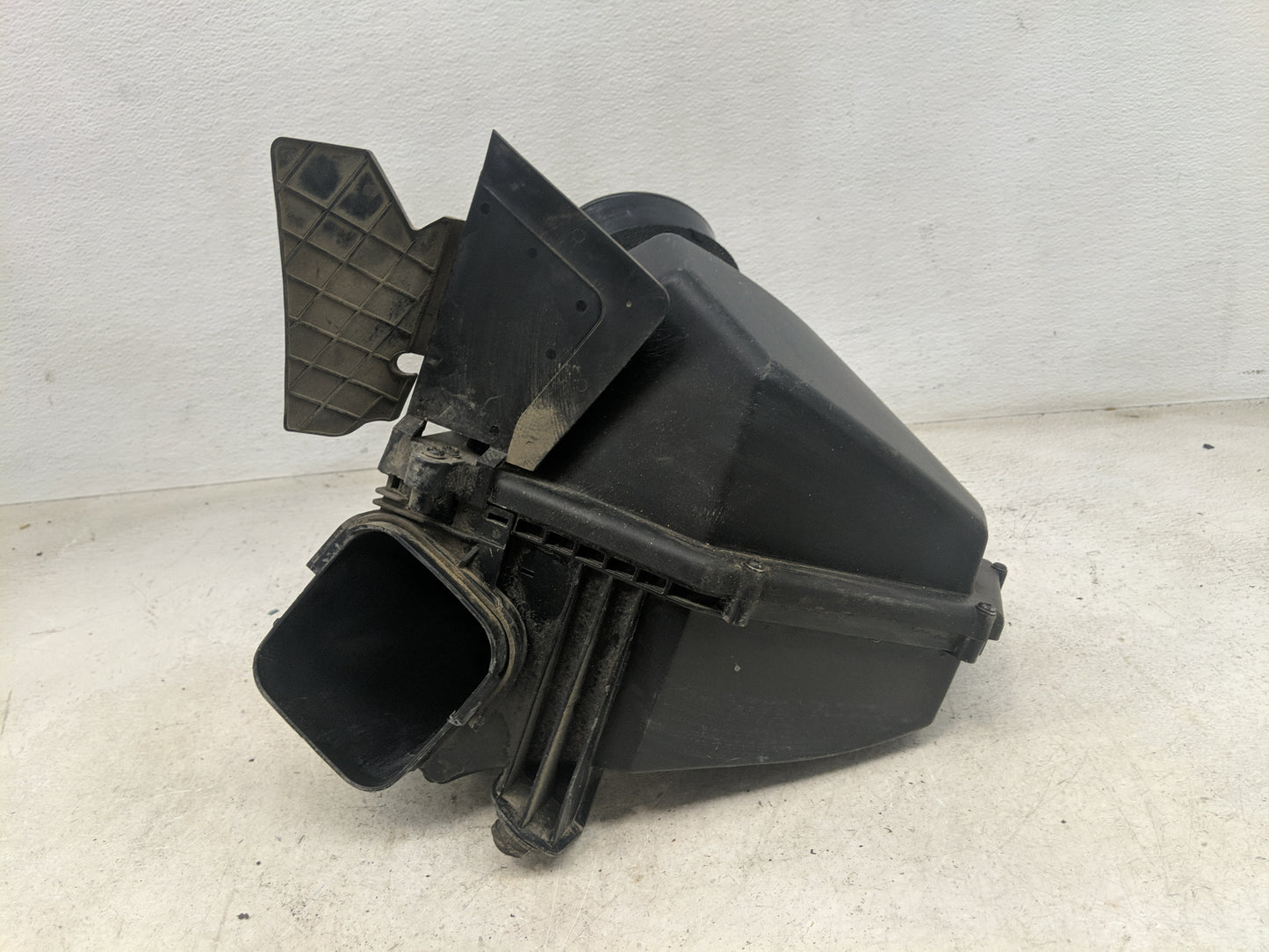 Bmw M5 Air Cleaner Intake-duct Hose Tube 1464740 - Oemusedautoparts1.com