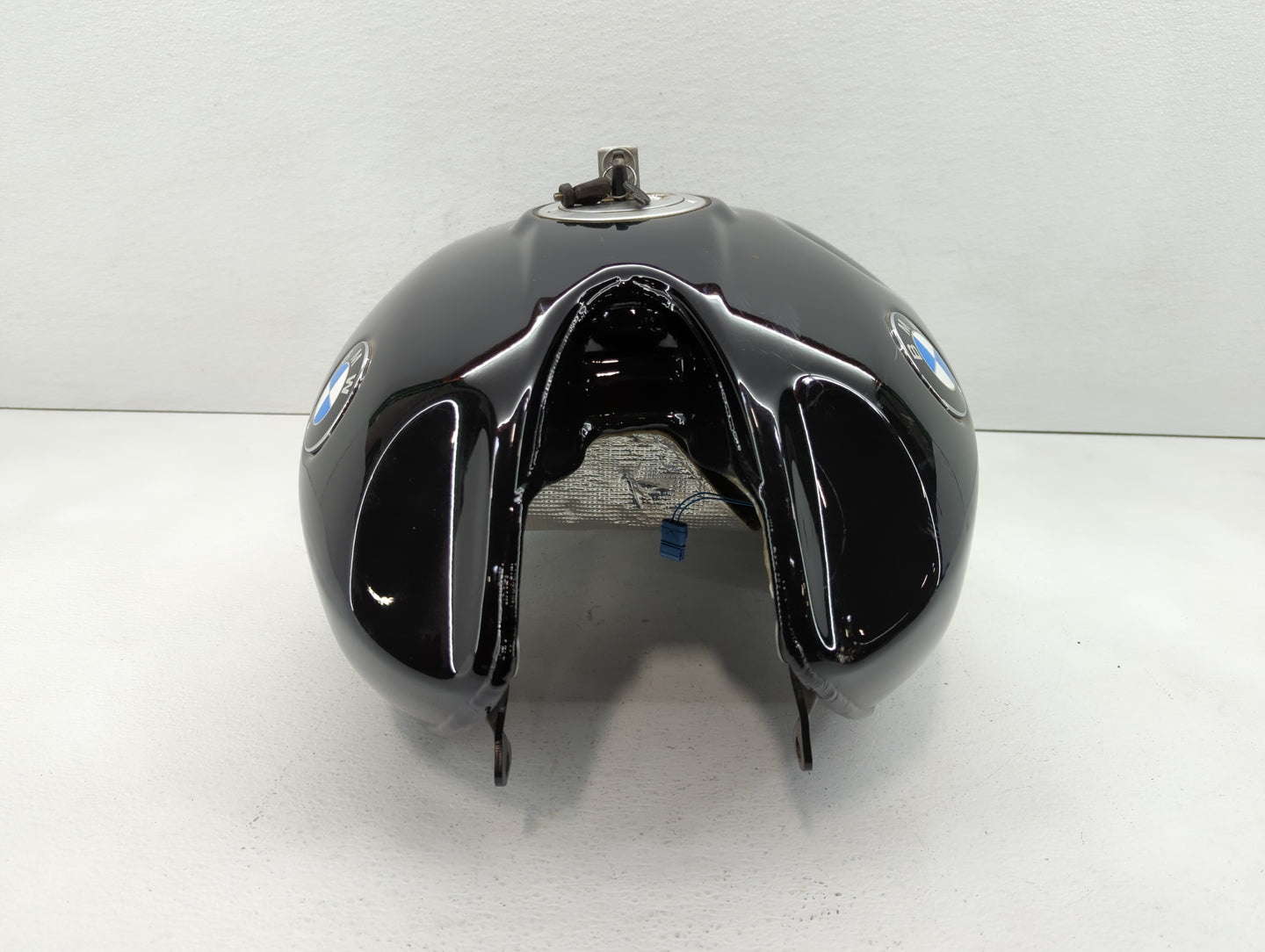 2018 Bmw R Ninet Motorcycle Fuel Gas Petrol Tank Black - Oemusedautoparts1.com