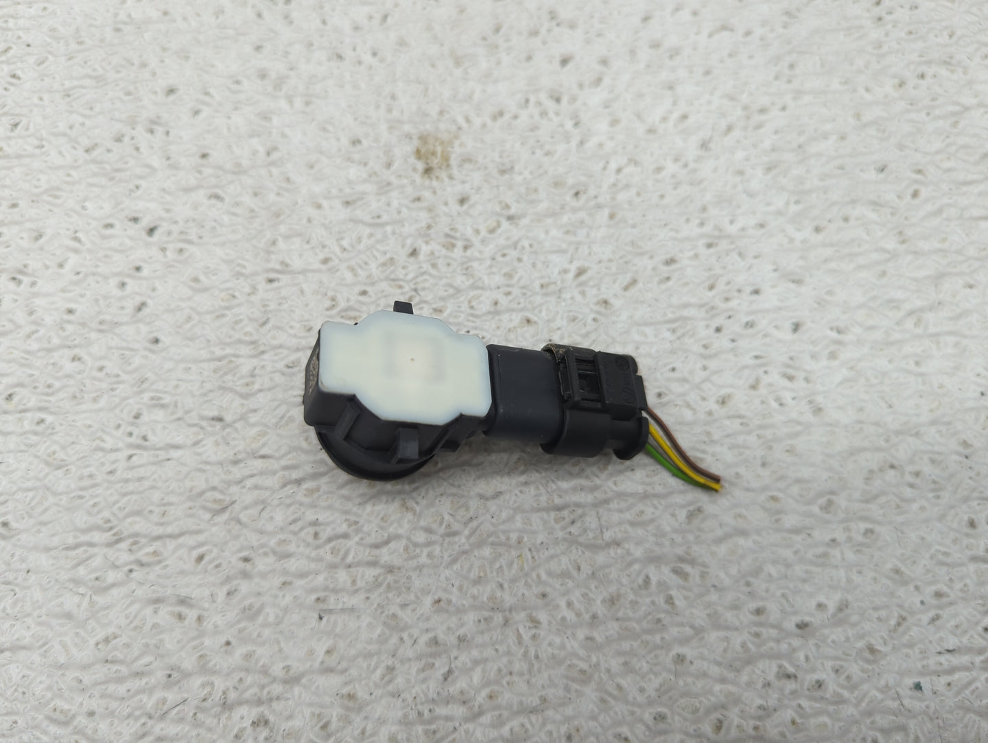 Park Assist Sensor - Oemusedautoparts1.com