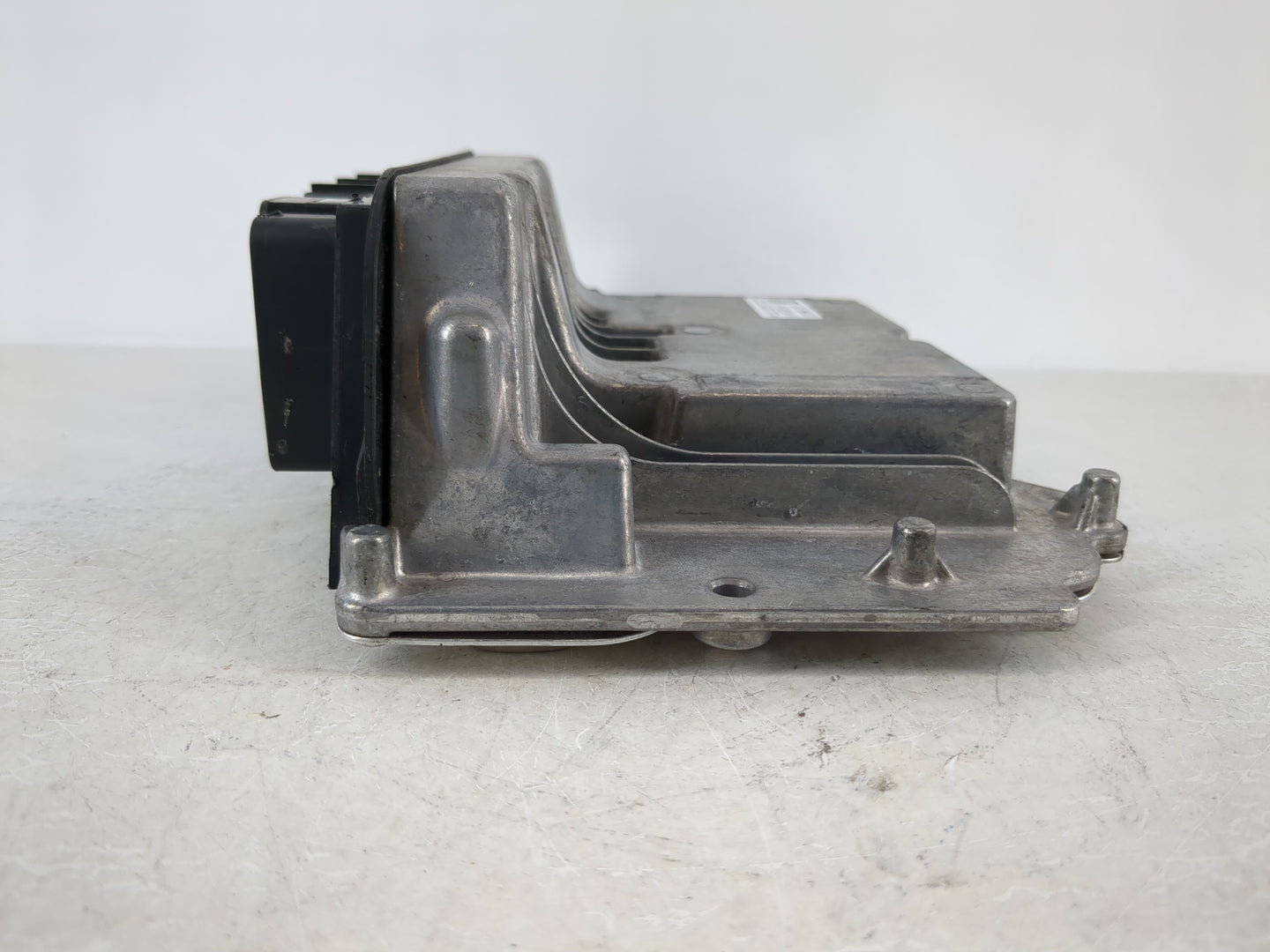 2018 Bmw X1 PCM Engine Control Computer ECU ECM PCU OEM P/N:8 489 653 -01 Fits OEM Used Auto Parts - Oemusedautoparts1.com