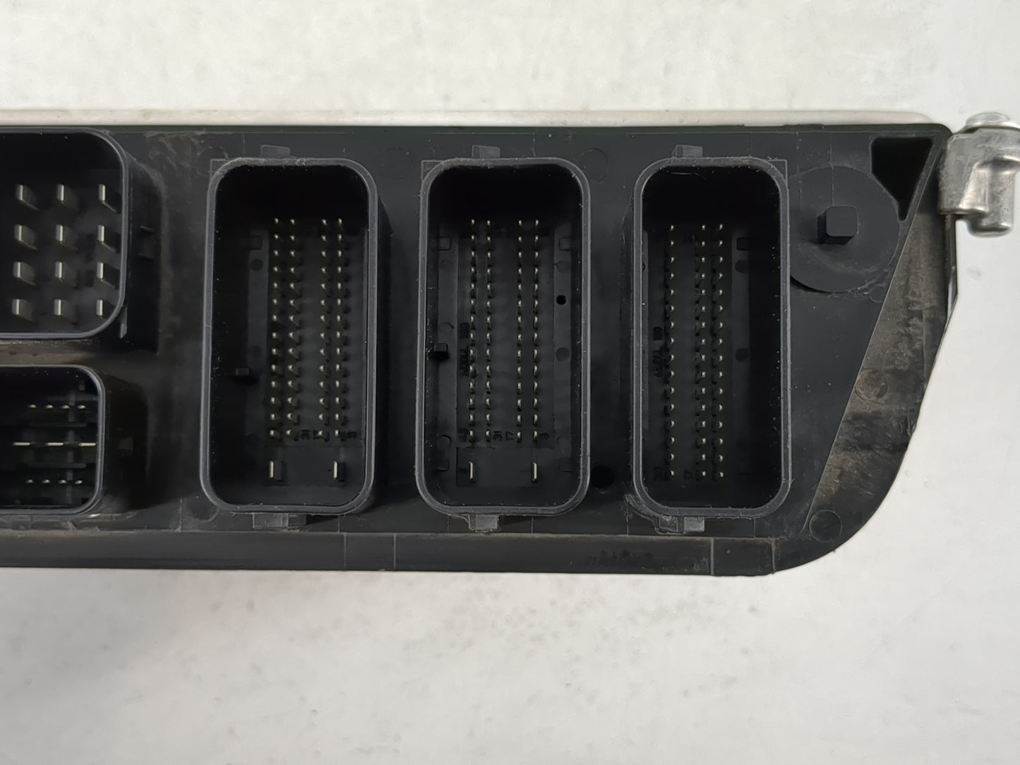 2018 Bmw X1 PCM Engine Control Computer ECU ECM PCU OEM P/N:8 489 653 -01 Fits OEM Used Auto Parts - Oemusedautoparts1.com