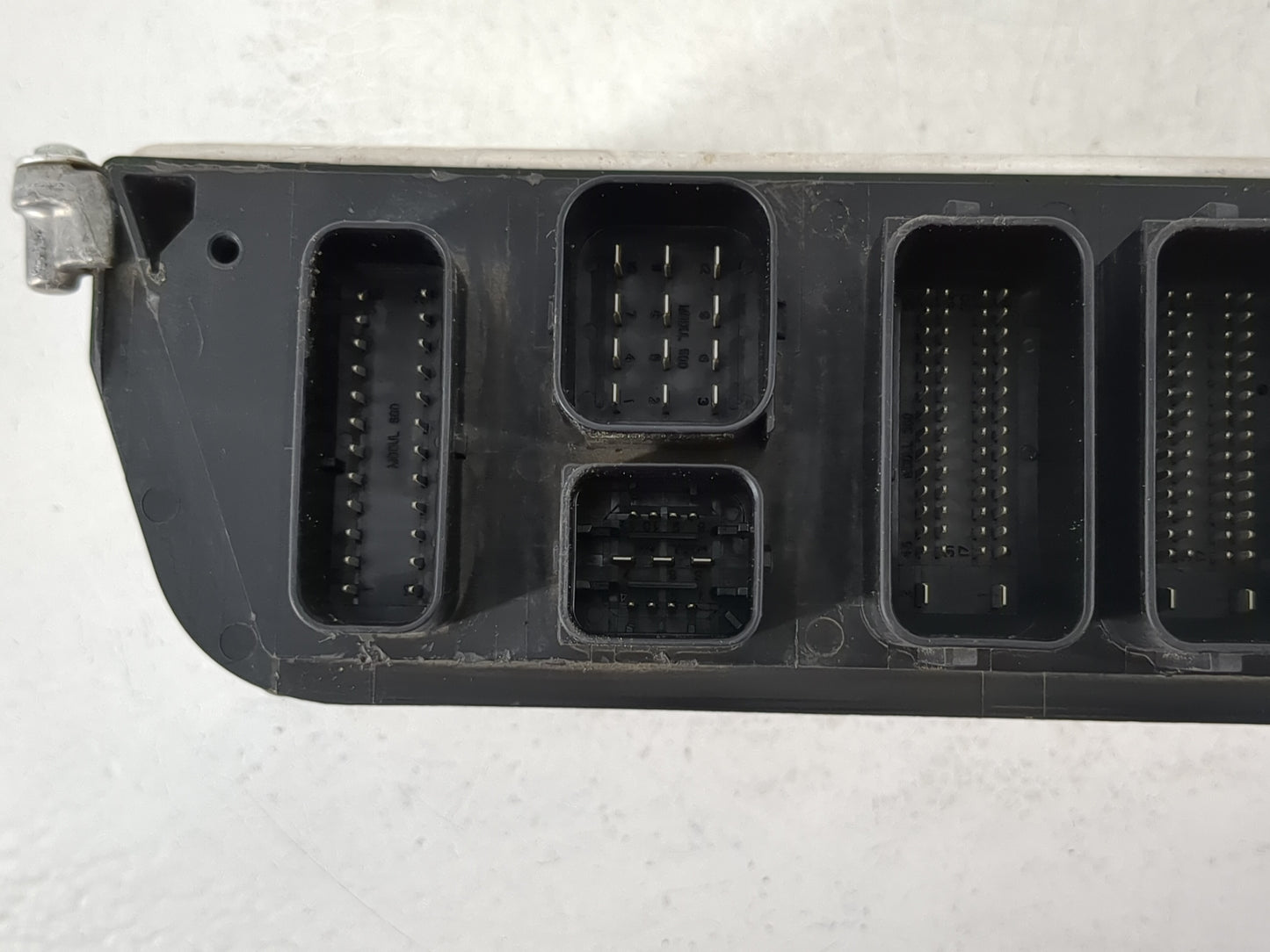 2018 Bmw X1 PCM Engine Control Computer ECU ECM PCU OEM P/N:8 489 653 -01 Fits OEM Used Auto Parts - Oemusedautoparts1.com