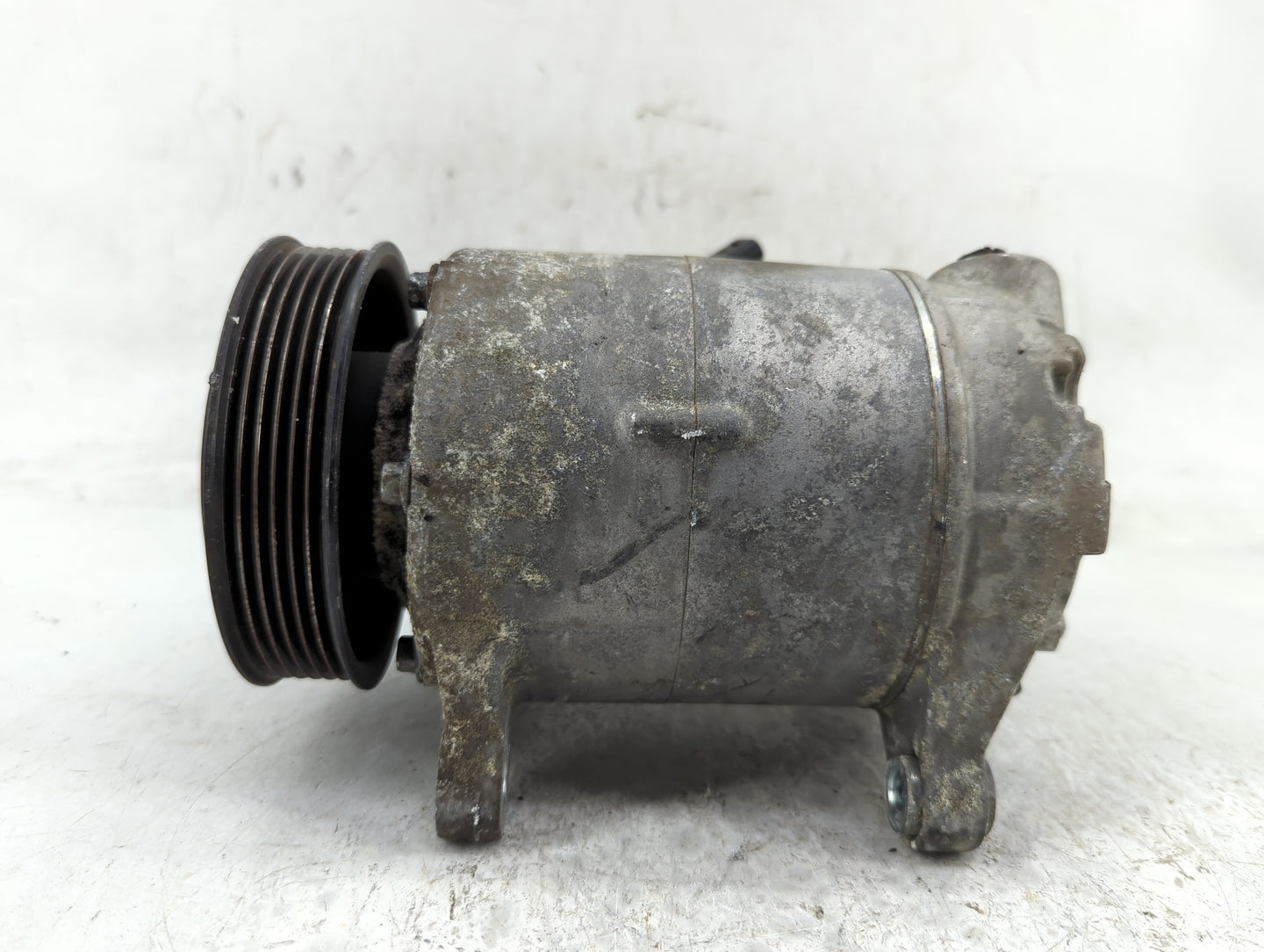 2016-2019 Bmw X1 Air Conditioning A/c Ac Compressor Oem - Oemusedautoparts1.com