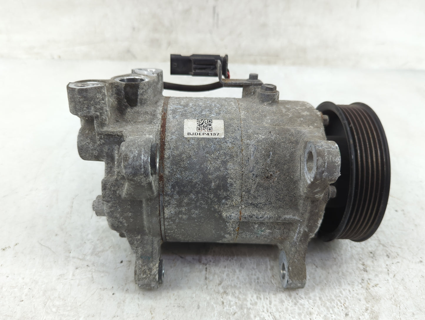 2016-2019 Bmw X1 Air Conditioning A/c Ac Compressor Oem - Oemusedautoparts1.com