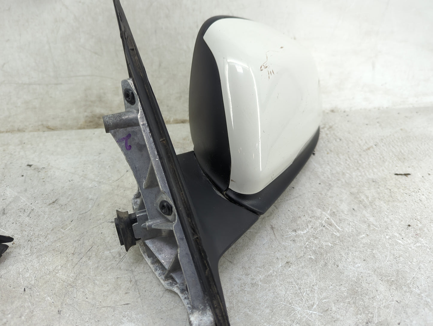 2017-2022 Bmw X1 Driver Side View Mirror - Left Door Mirror OEM Used - Oemusedautoparts1.com