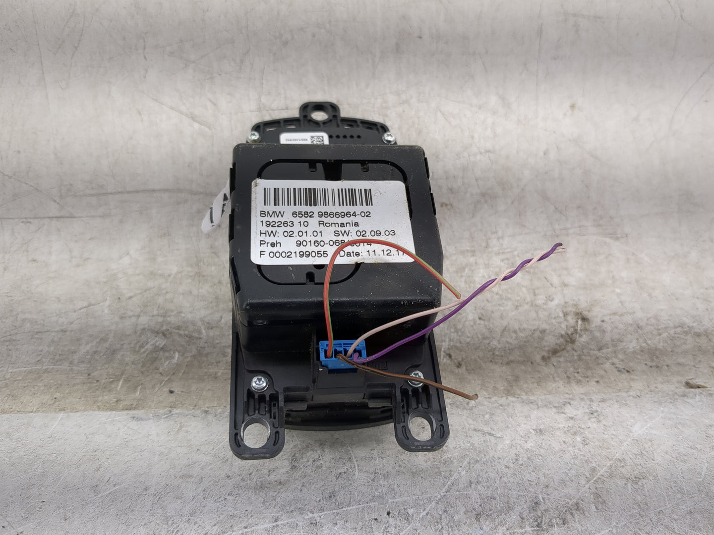 2018 Bmw X1 Radio AM FM Cd Player Receiver Replacement P/N:9866964-02 Fits OEM Used Auto Parts - Oemusedautoparts1.com