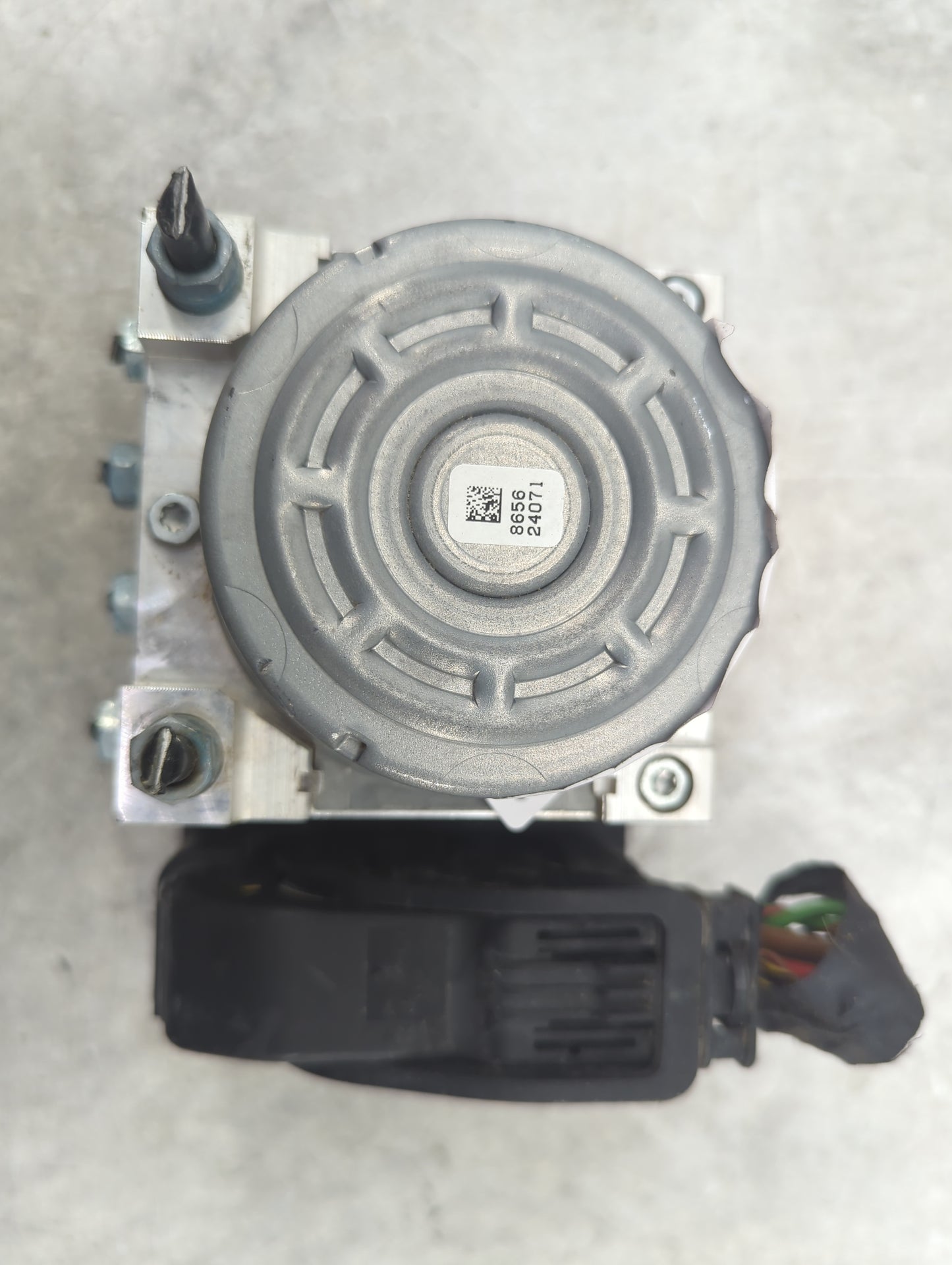 2018-2021 Bmw X1 ABS Pump Control Module Replacement P/N:6 891 409 Fits Fits 2016 2017 2018 2019 2020 2021 OEM Used Auto Par