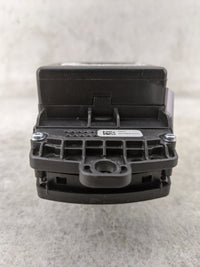 2018 Bmw X1 Radio AM FM Cd Player Receiver Replacement P/N:6582 9866964-02 9866964-02, 90160-068/0014 Fits OEM Used Auto Par
