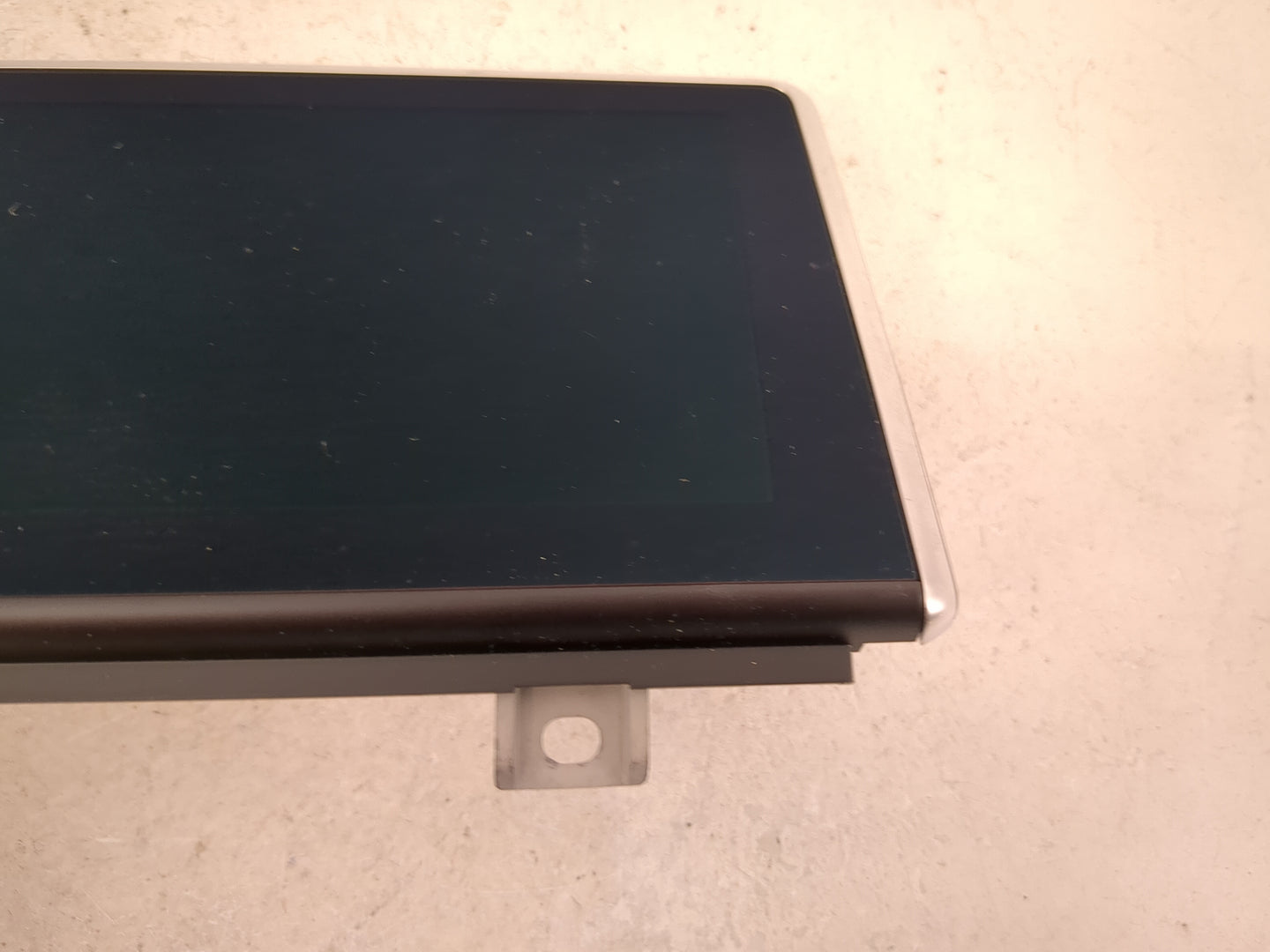 2018-2022 Bmw X1 Information Display Screen 1483829 - Oemusedautoparts1.com