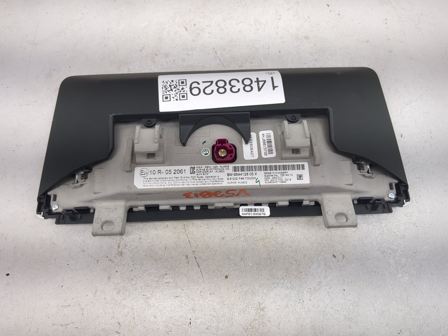 2018-2022 Bmw X1 Information Display Screen 1483829 - Oemusedautoparts1.com