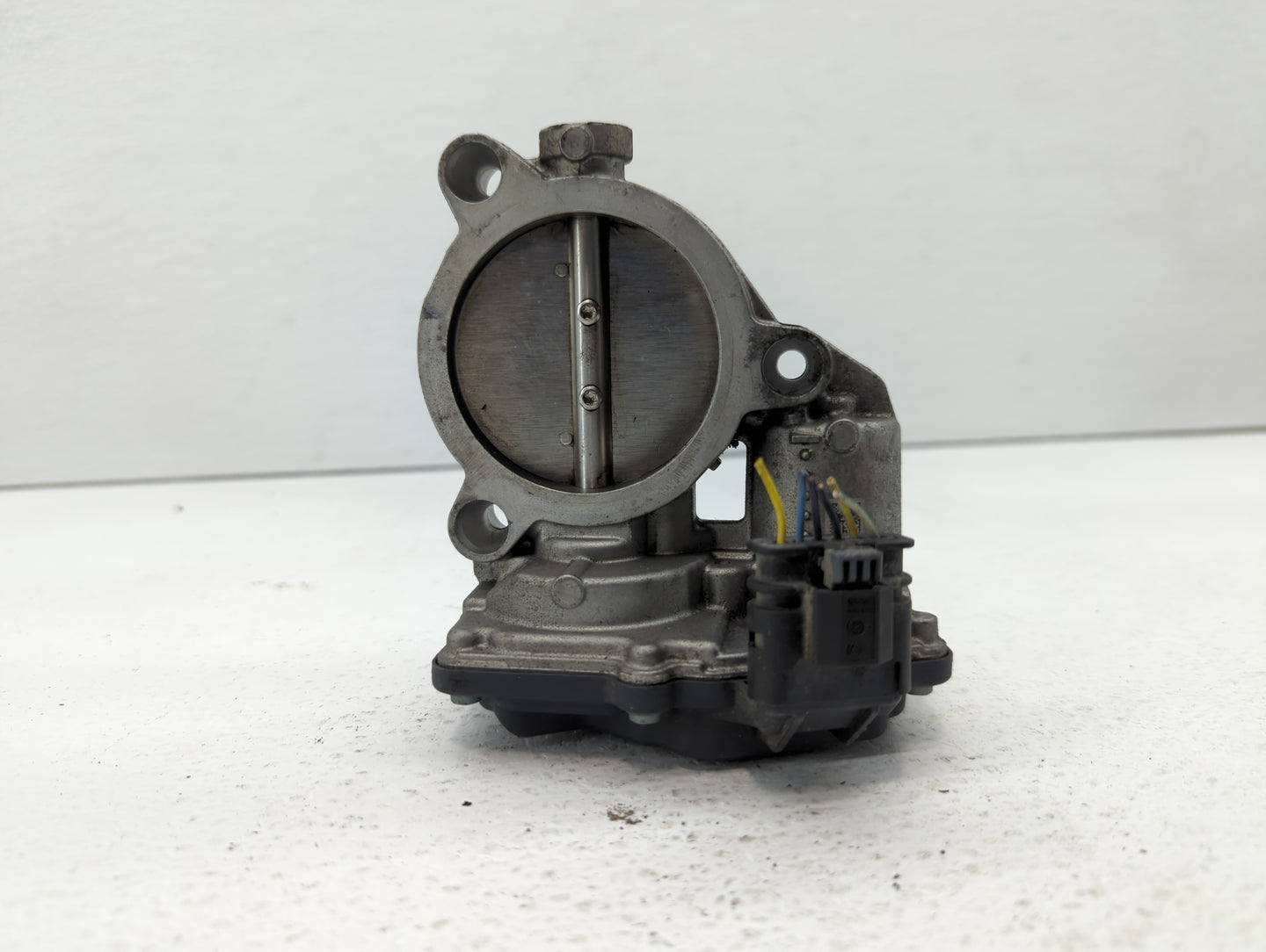 2016-2022 Bmw X1 Throttle Body P/N:7 619 008 7619008 Fits Fits 2016 2017 2018 2019 2020 2021 2022 OEM Used Auto Parts - Oemu