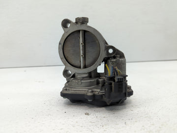 2016-2022 Bmw X1 Throttle Body P/N:7 619 008 7619008 Fits Fits 2016 2017 2018 2019 2020 2021 2022 OEM Used Auto Parts - Oemu