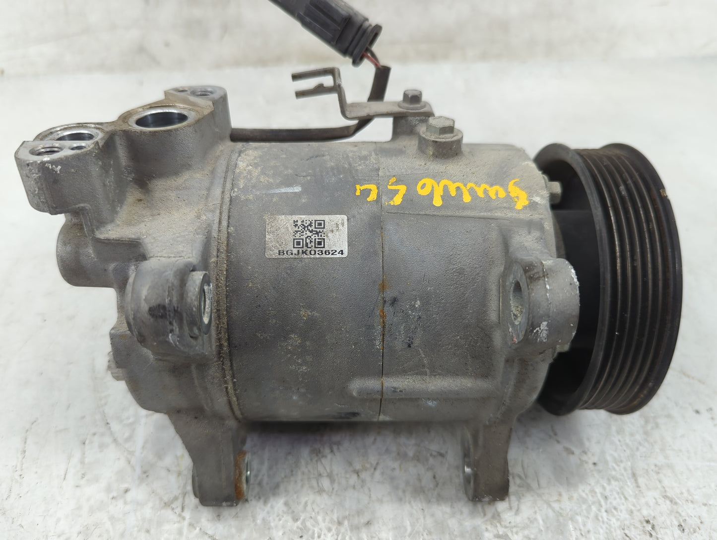 2018-2019 Bmw X2 Air Conditioning A/c Ac Compressor Oem - Oemusedautoparts1.com