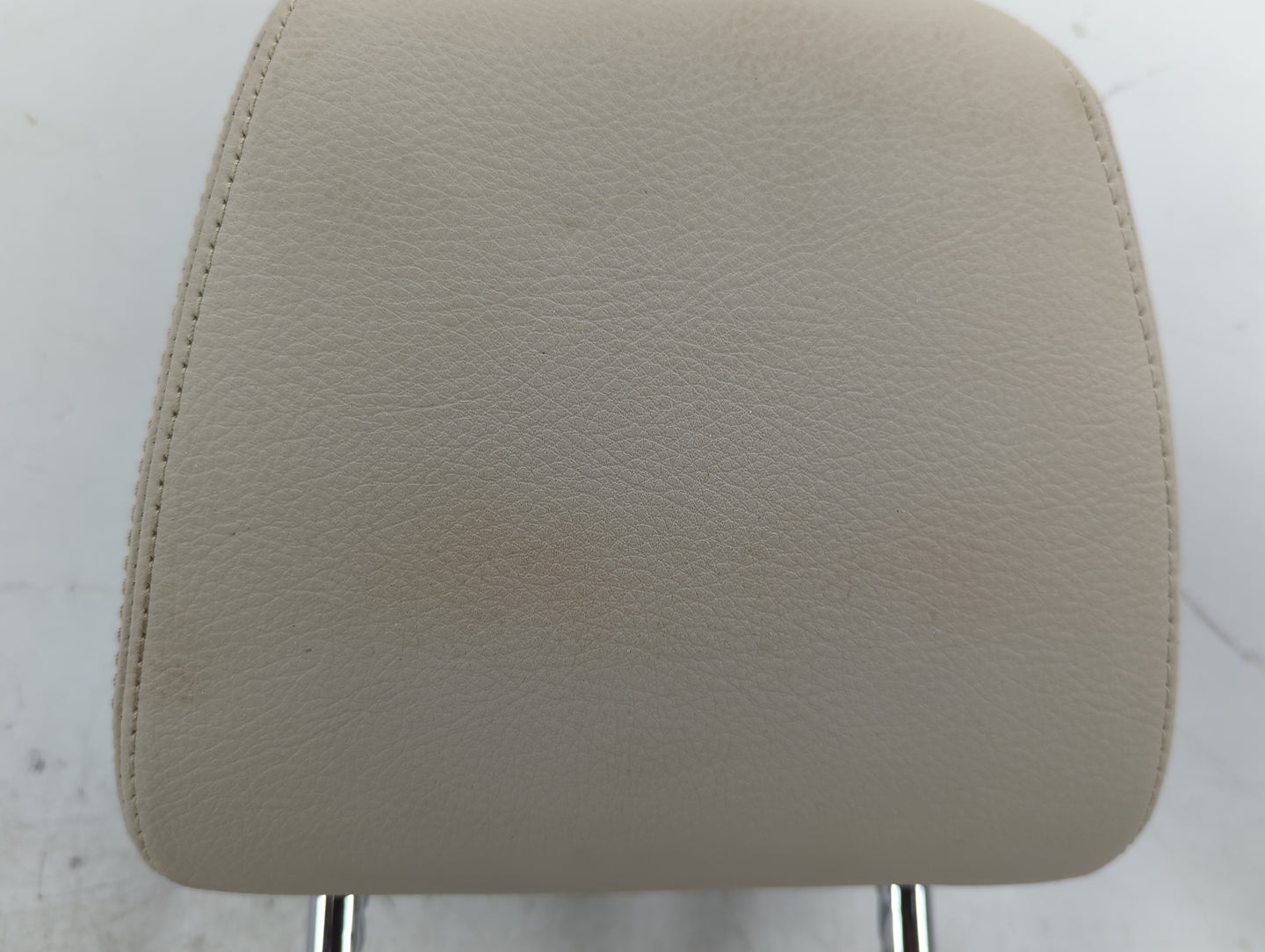 2018-2020 Bmw X2 Headrest Head Rest Front Driver Passenger Seat Fits Fits 2018 2019 2020 OEM Used Auto Parts - Oemusedautopa