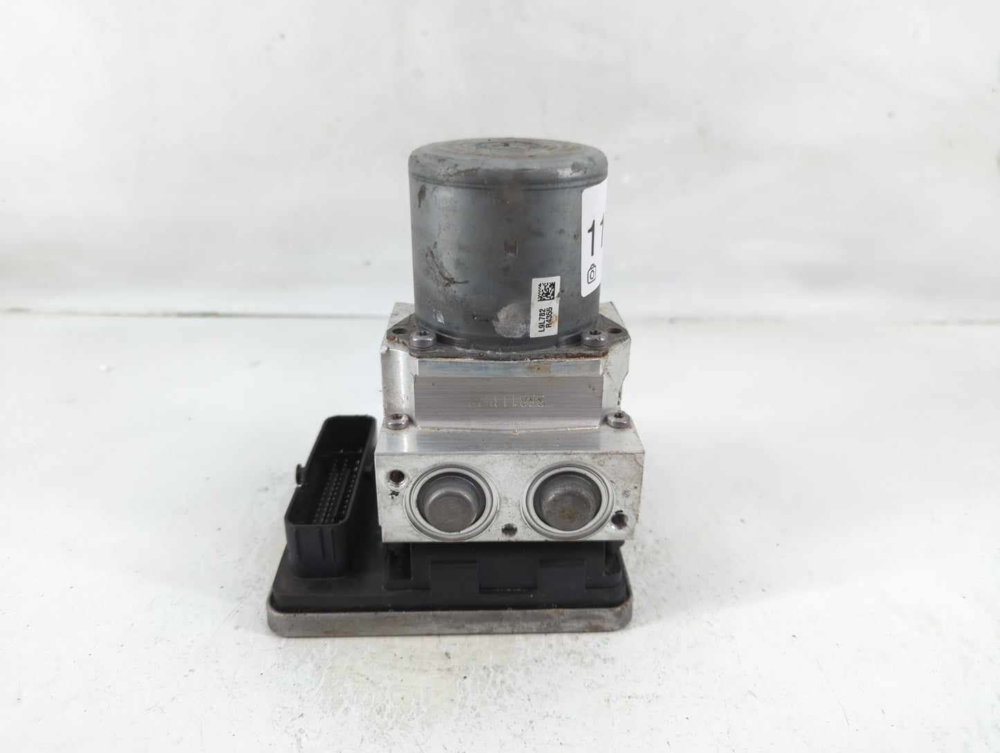 2018-2021 Bmw X3 ABS Pump Control Module Replacement P/N:3451 6893764 01 Fits Fits 2016 2017 2018 2019 2020 2021 OEM Used Au