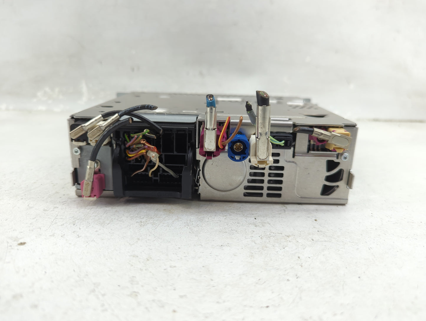 2018 Bmw X3 Radio AM FM Cd Player Receiver Replacement P/N:8798038 A269ZUA149, 700B-UA149, EE0001 Fits Fits 2019 2020 2021 2