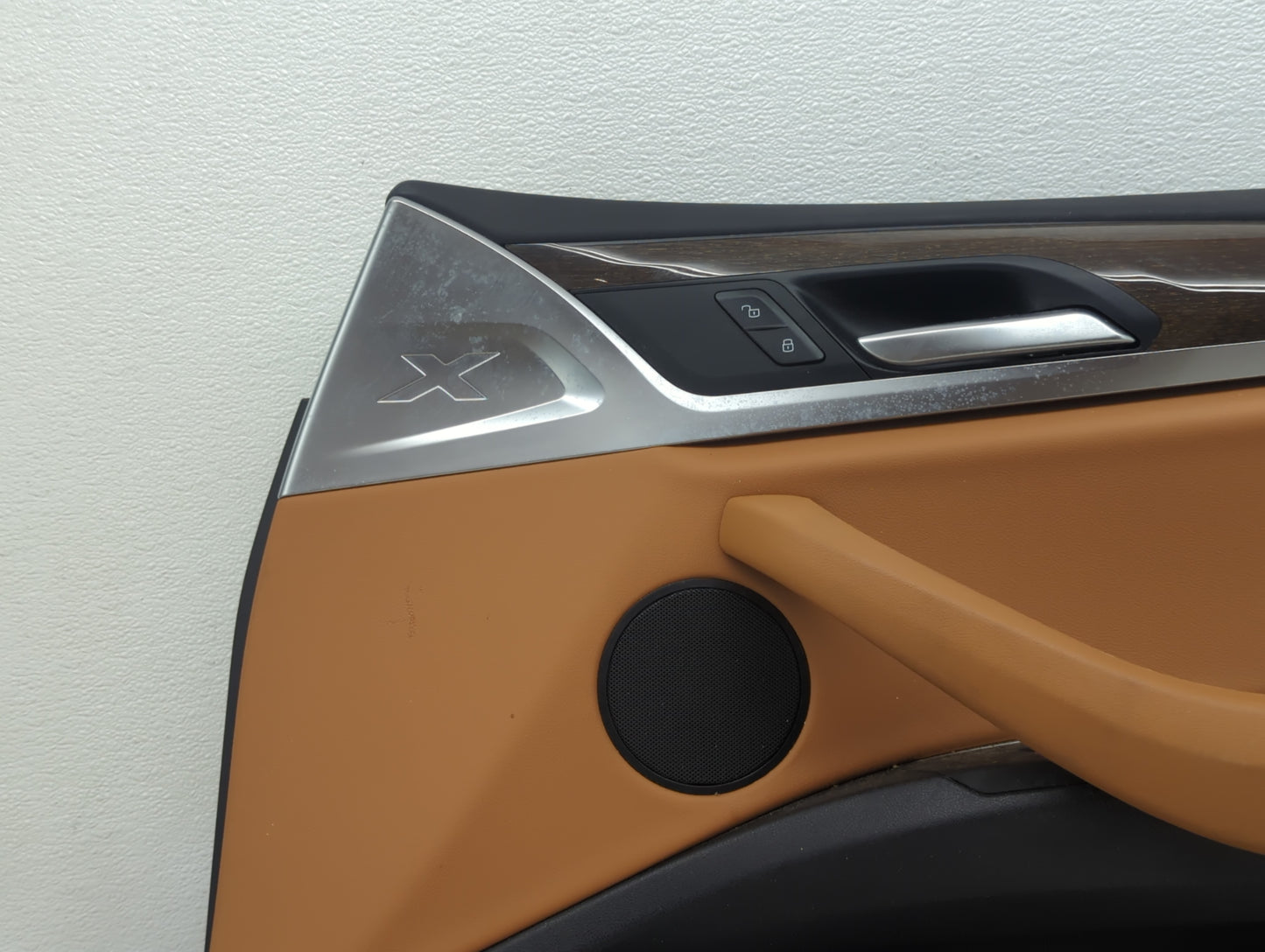 2018 Bmw X3 Front Right Passenger Interior Door Panel Trim - Oemusedautoparts1.com