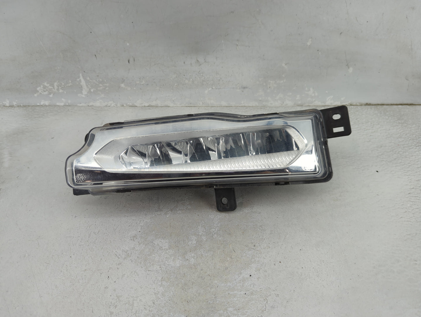 2018-2019 Bmw X3 Passenger Right Oem Front Light Lamp - Oemusedautoparts1.com