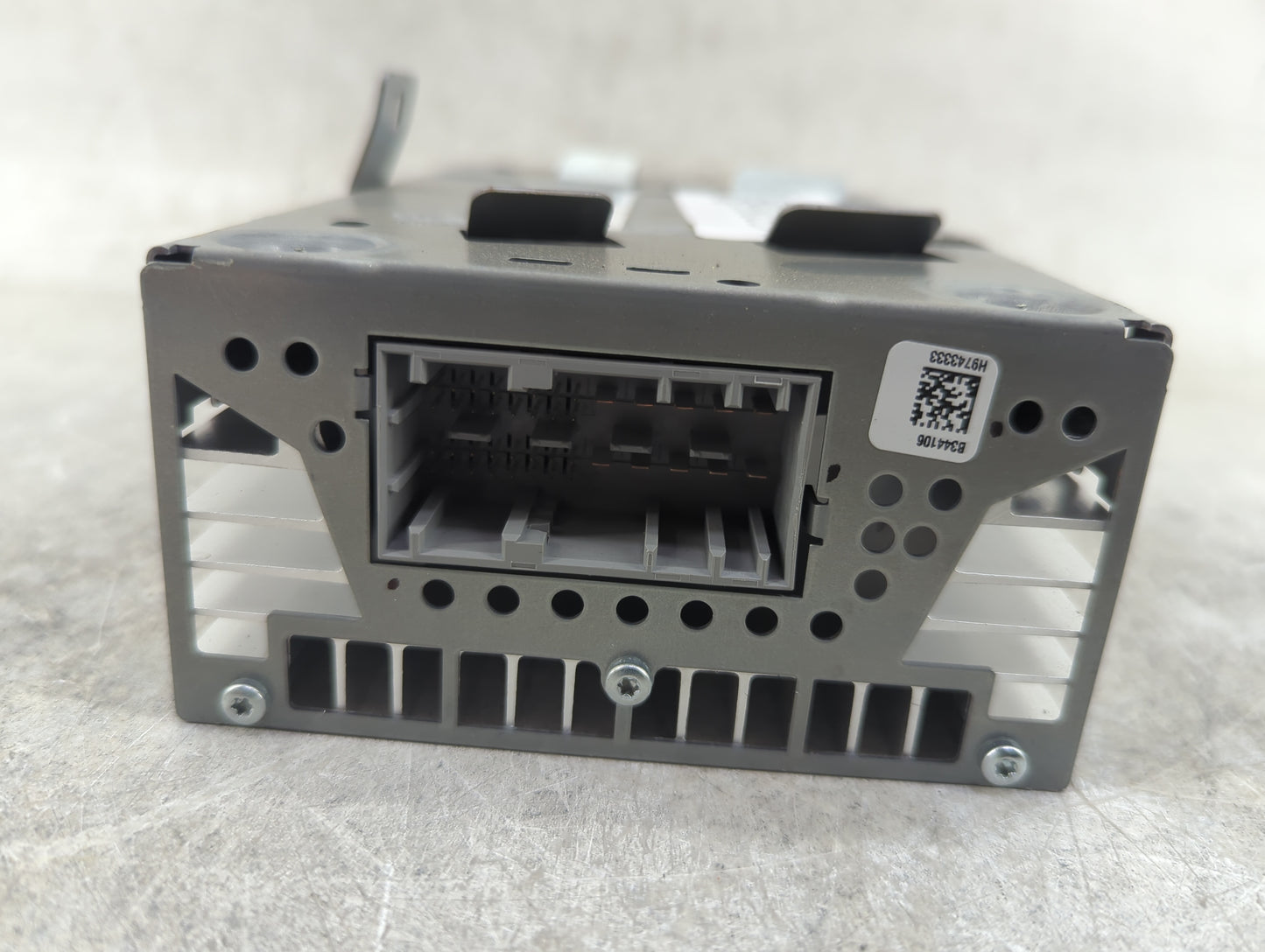 2018-2021 Bmw X3 Radio AM FM Cd Player Receiver Replacement P/N:6512-2622686 BEB344, B344106H9743333 Fits Fits 2018 2019 202
