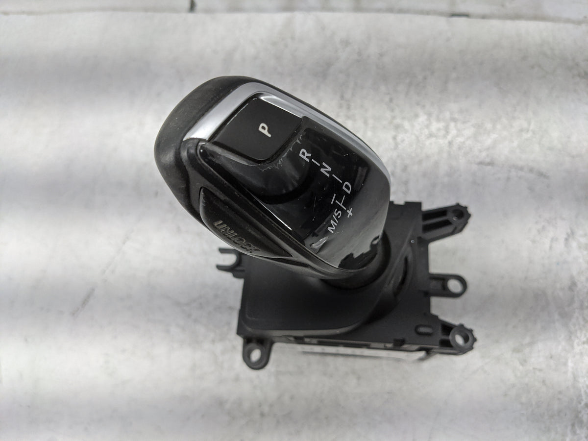 2018 Bmw X3 Floor Console Assembly Shifter - Oemusedautoparts1.com