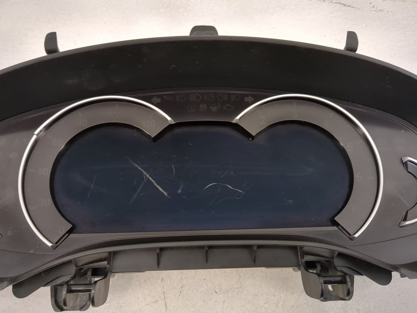2018 Bmw X3 Instrument Cluster Speedometer Gauges P/N:IK870977701 9392558, VPHKAF-10849-VCB Miles: Fits OEM Used Auto Parts 