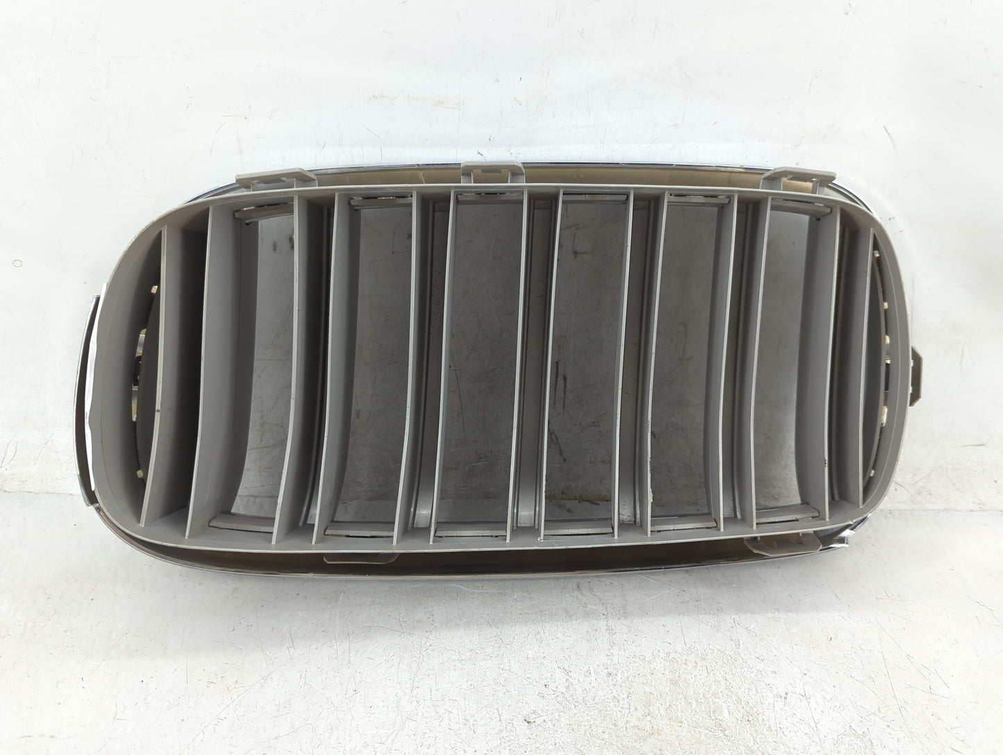 2014-2018 Bmw X5 Front Grille Bumper Not Included - Oemusedautoparts1.com
