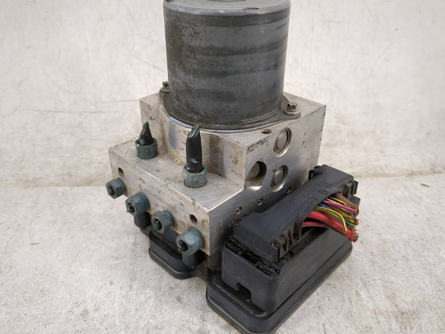 2014-2018 Bmw X5 ABS Pump Control Module Replacement P/N:6874802-01 Fits Fits 2014 2015 2016 2017 2018 2019 OEM Used Auto Pa